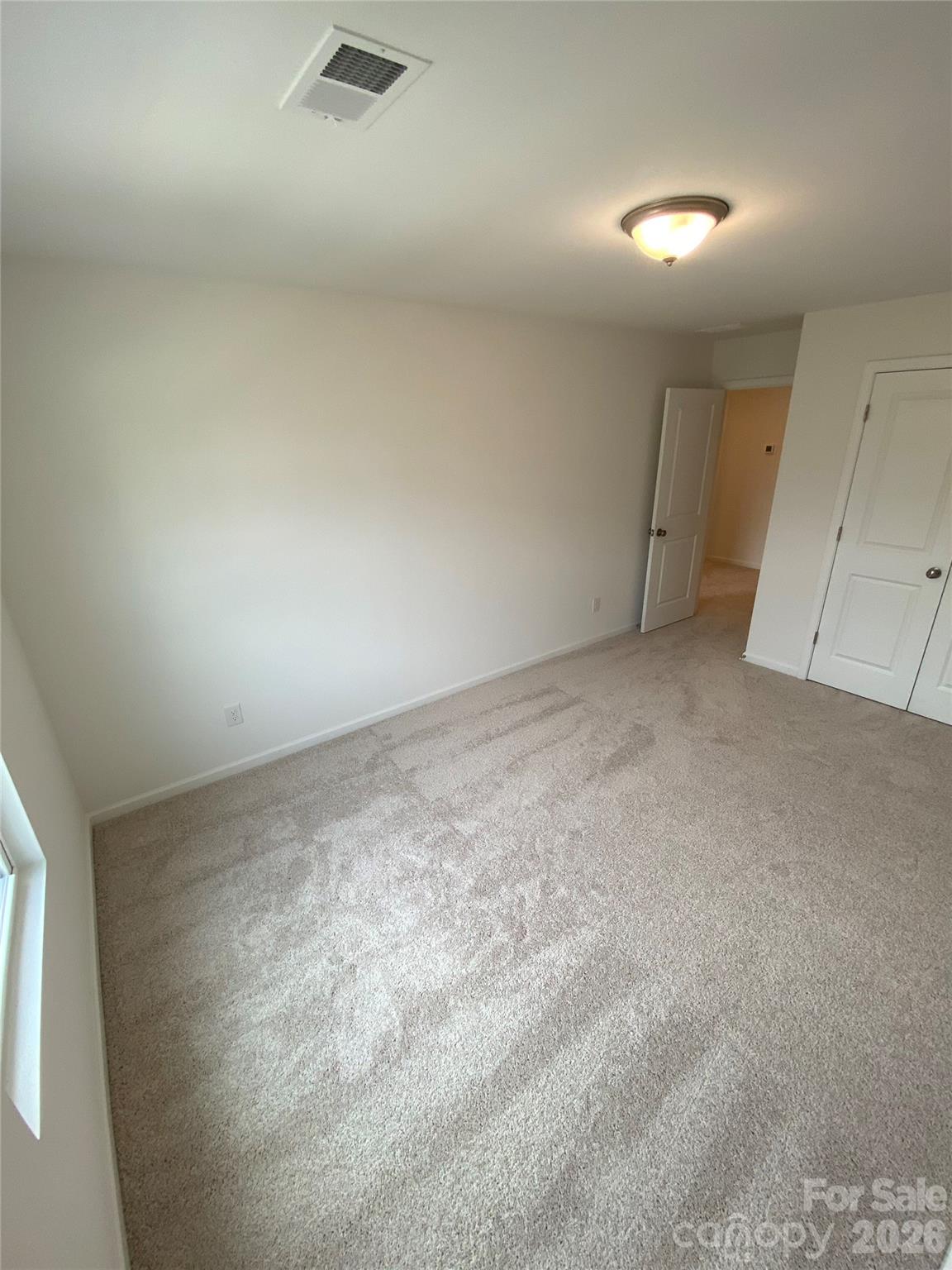 1153 Overbrook Place Property Photo 11
