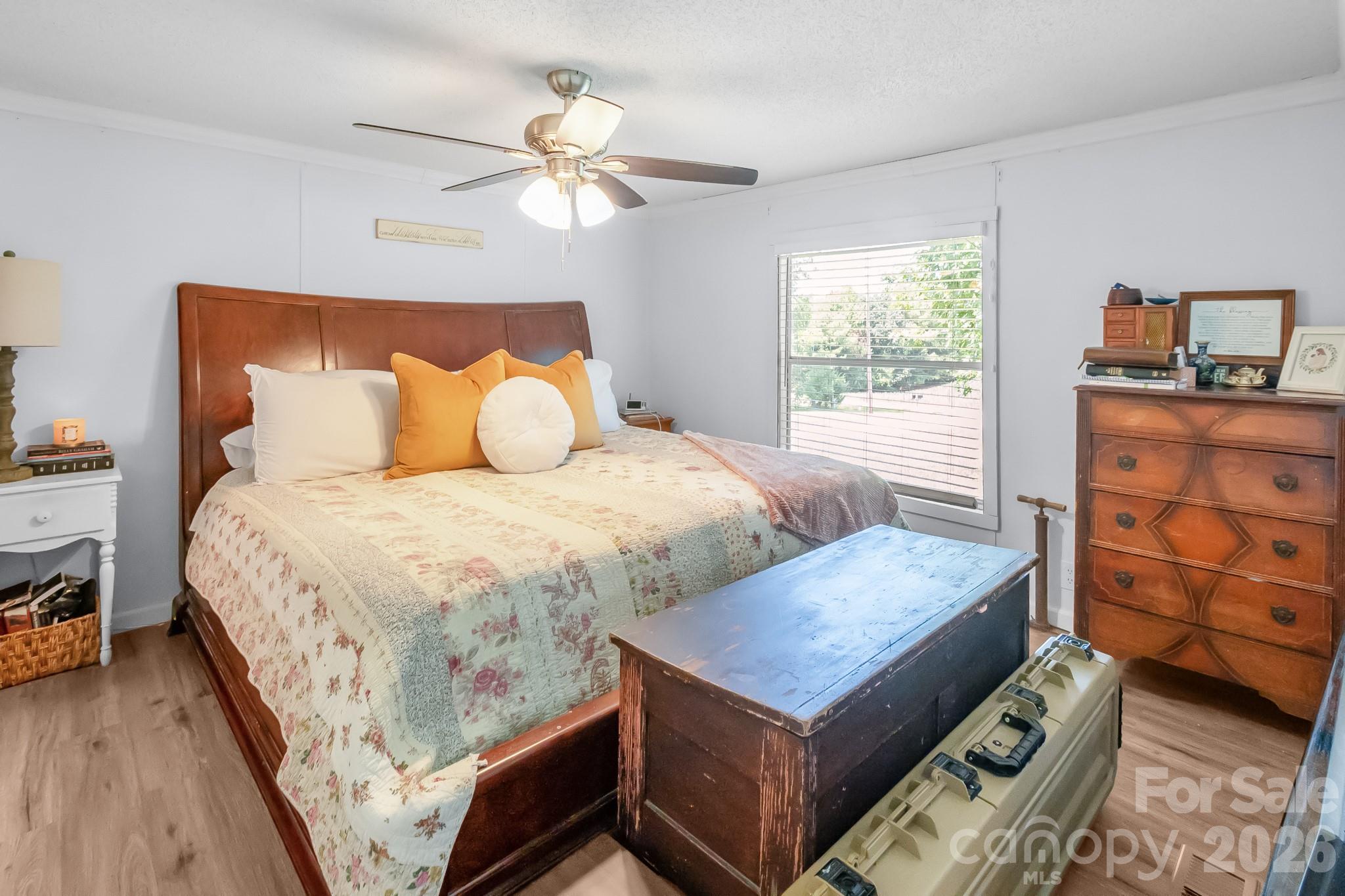 2412 Walnut Road Property Photo 15