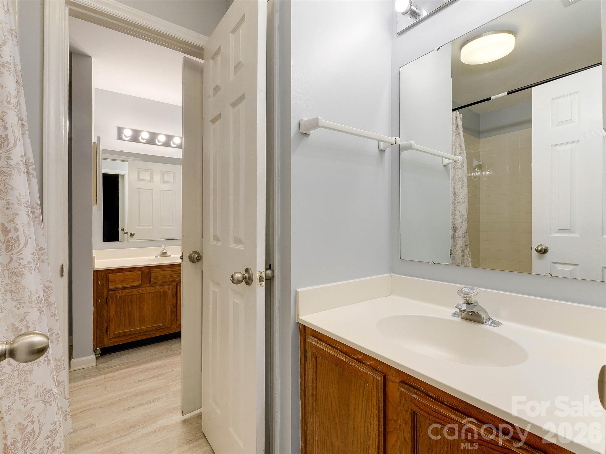 766 Marsh Road 7 Property Photo 24
