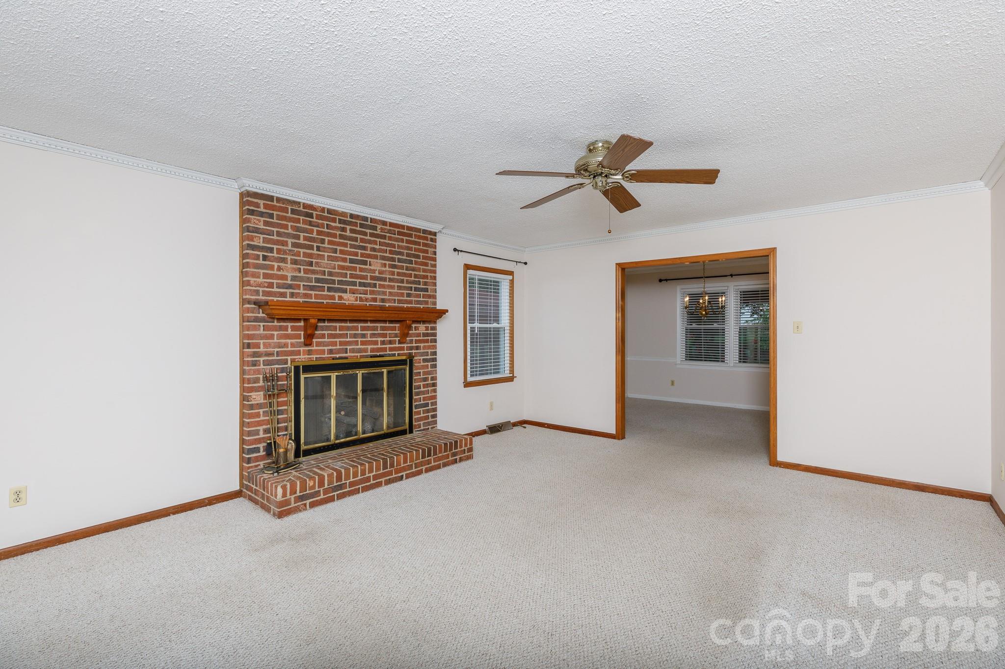 1667 Heatherhill Road Property Photo 5
