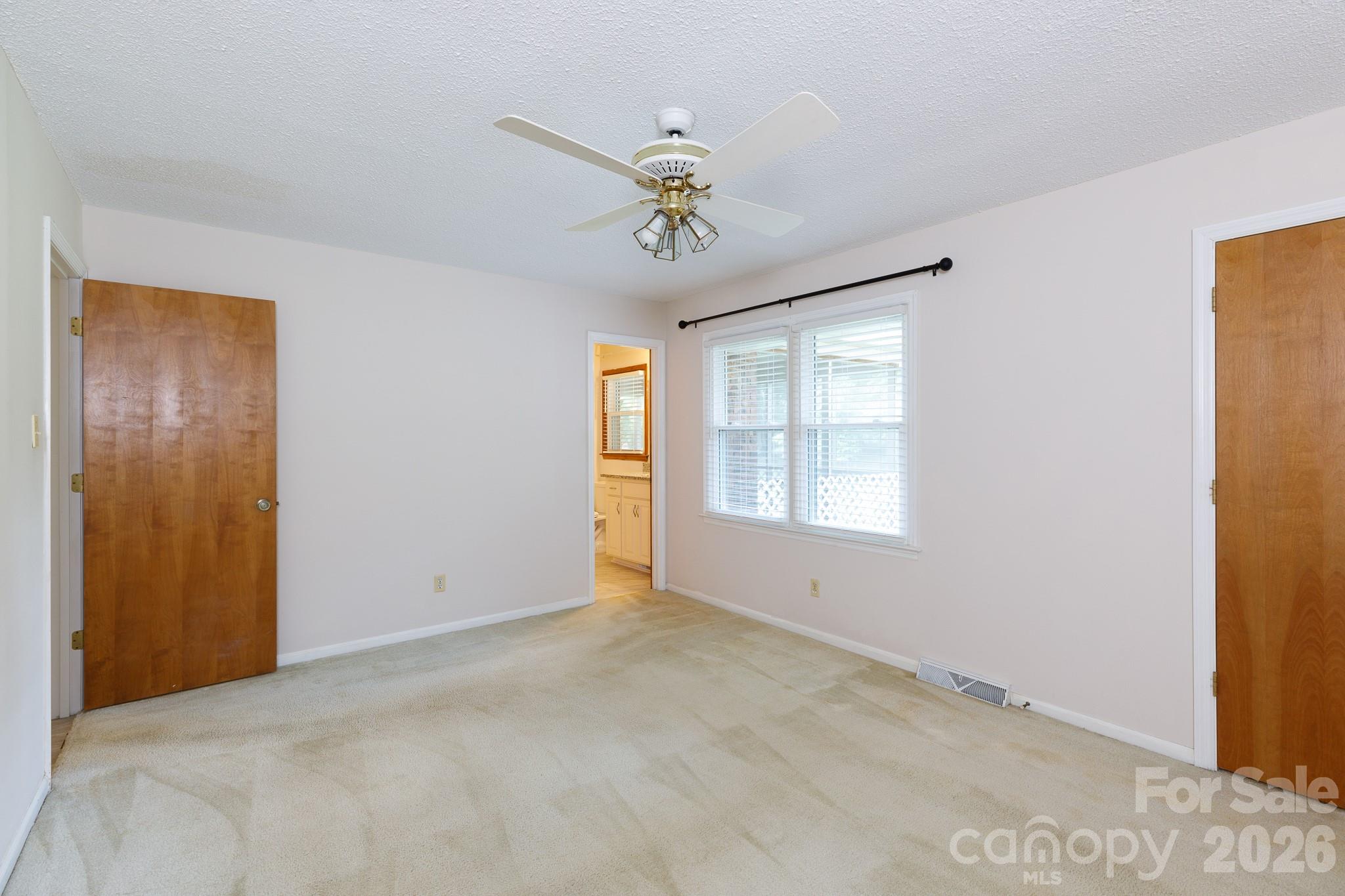 1667 Heatherhill Road Property Photo 24