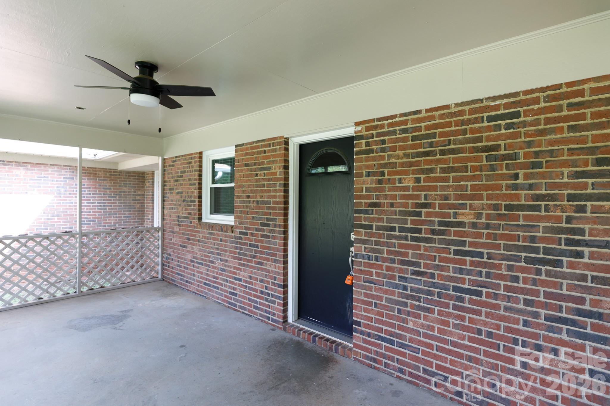 1667 Heatherhill Road Property Photo 27