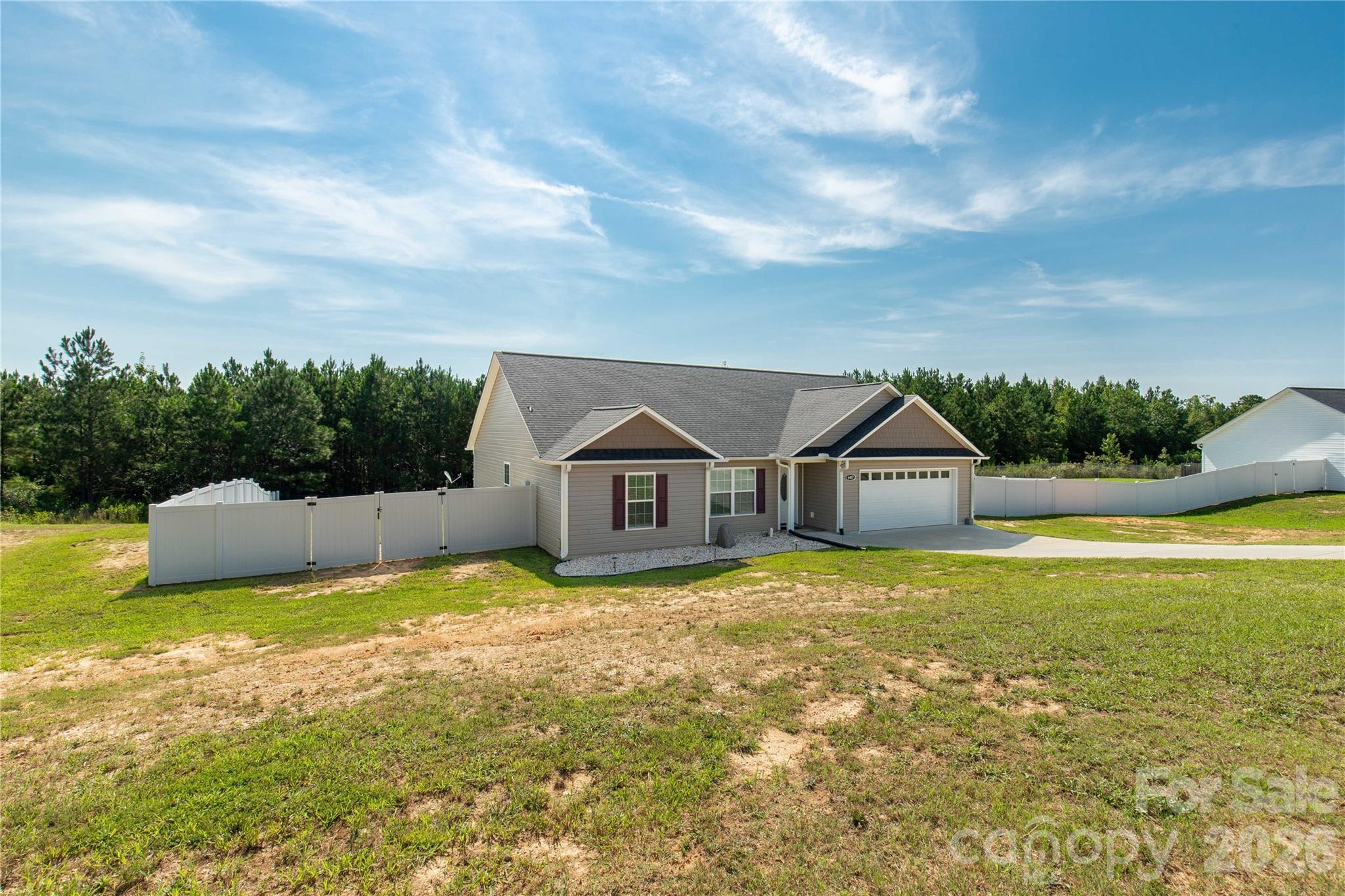 6407 Hunting Creek Road Property Photo 2