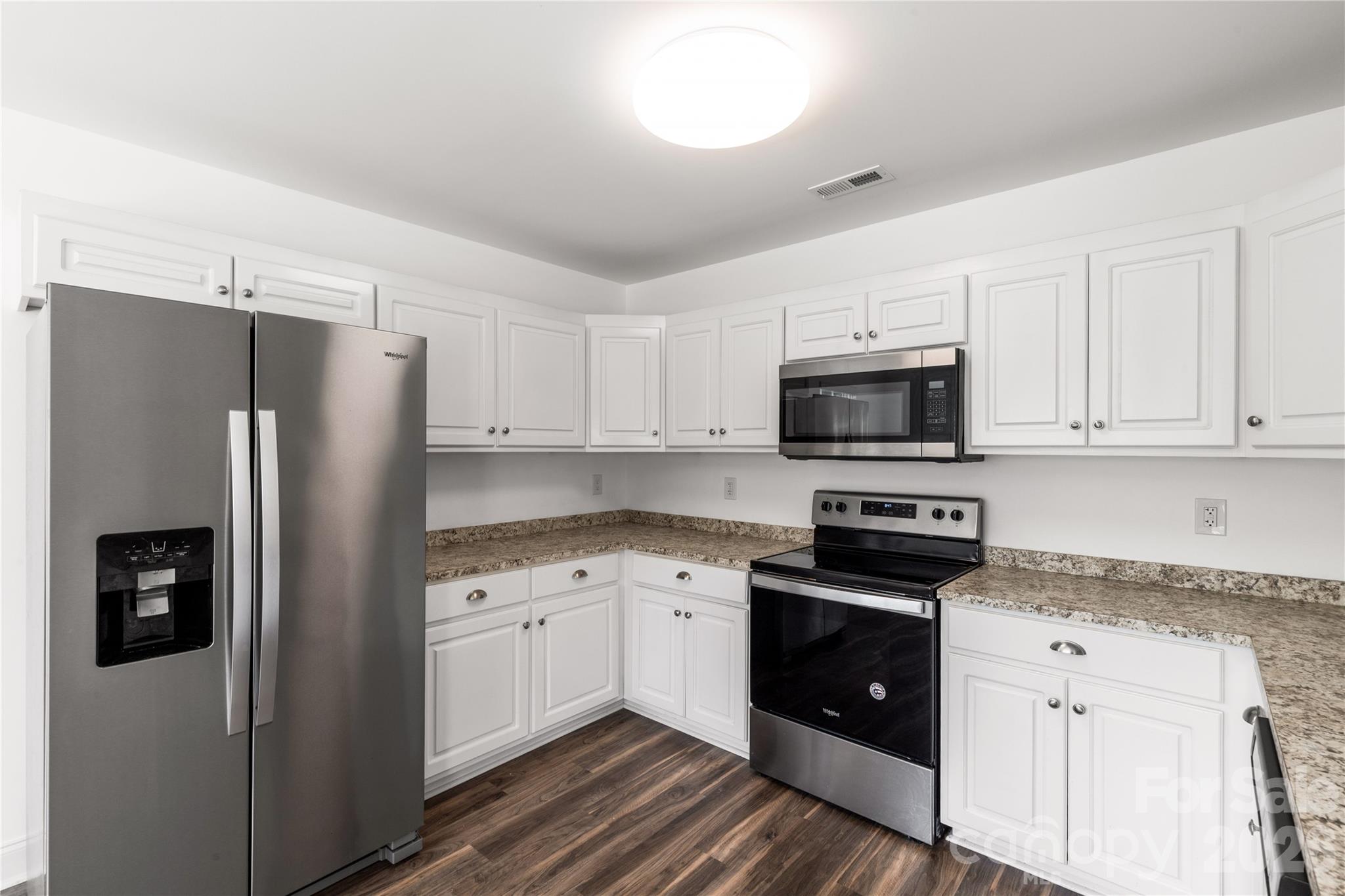 6407 Hunting Creek Road Property Photo 12