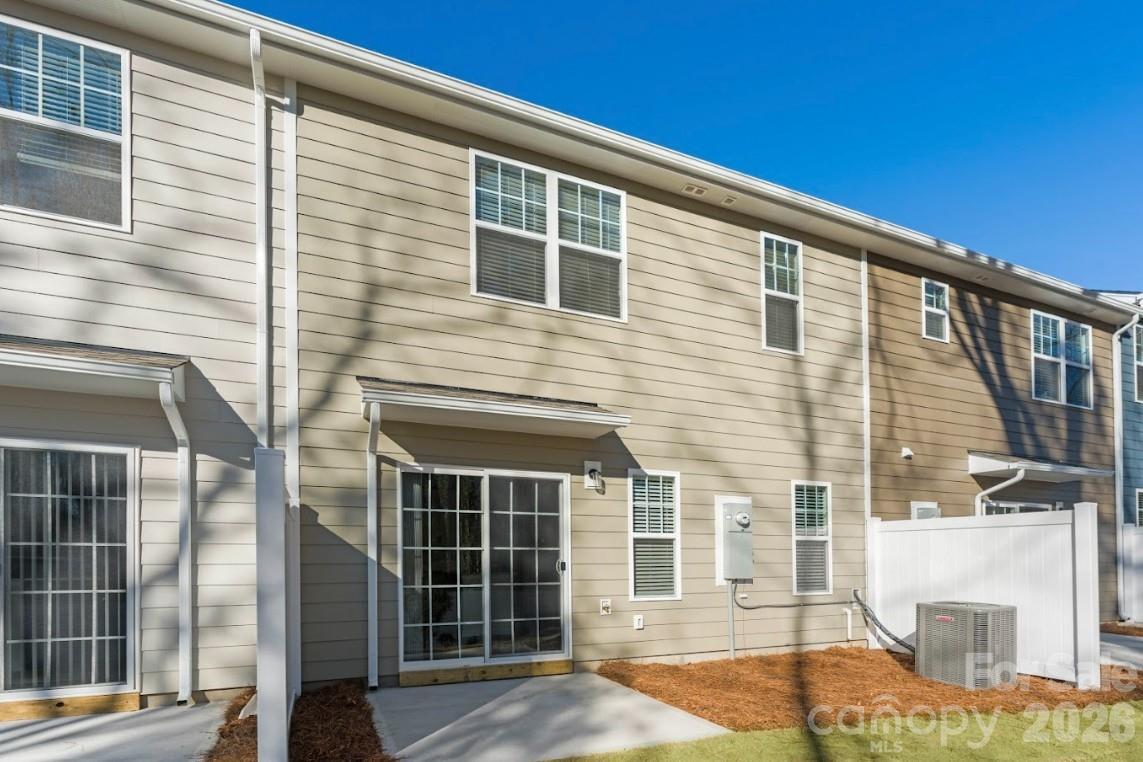 4158 Olympus Avenue 203 Property Photo 17