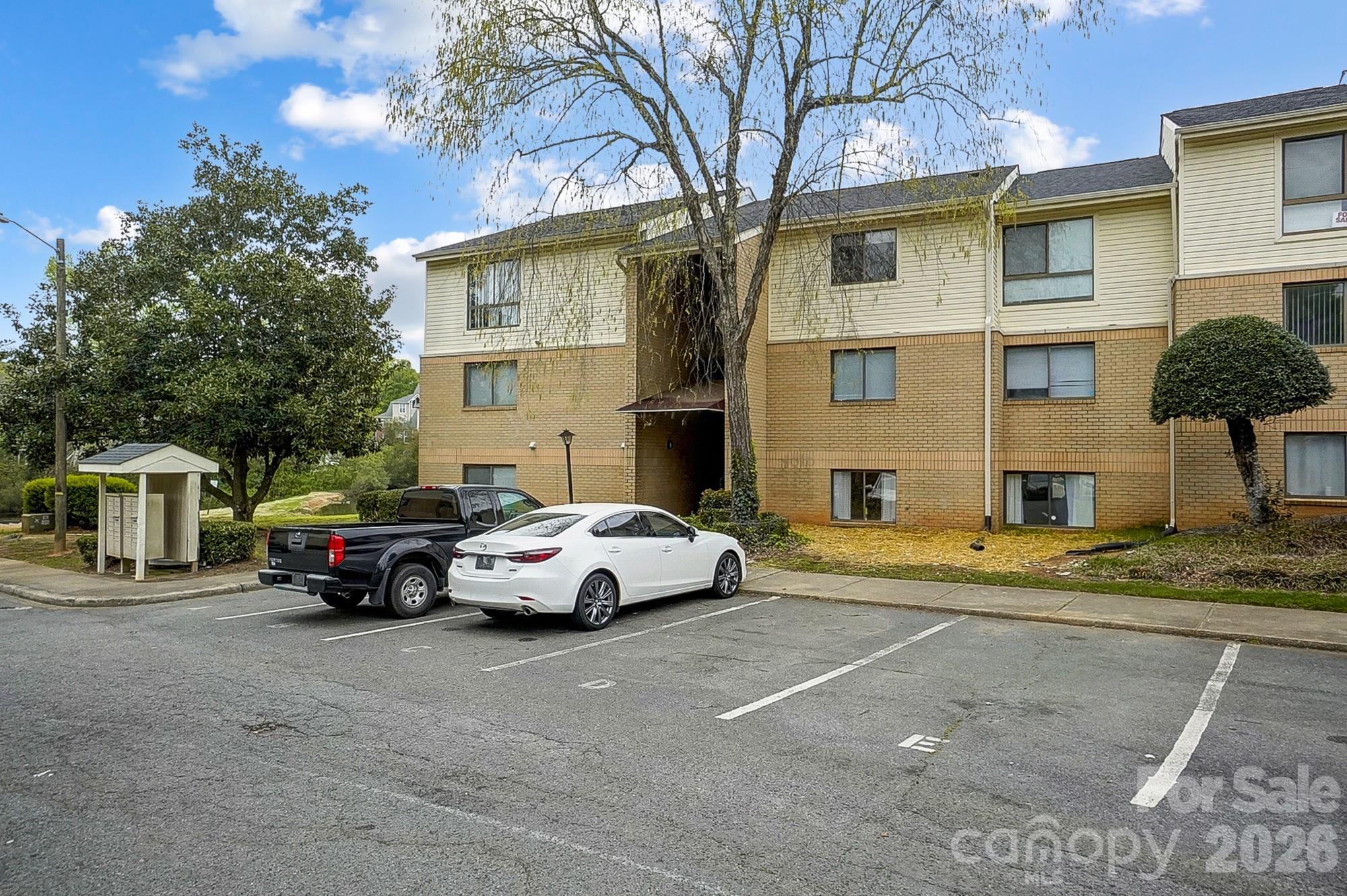 4816 Spring Lake Road Property Photo 1