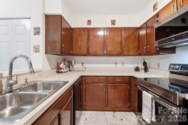 4816 Spring Lake Road Property Photo 9