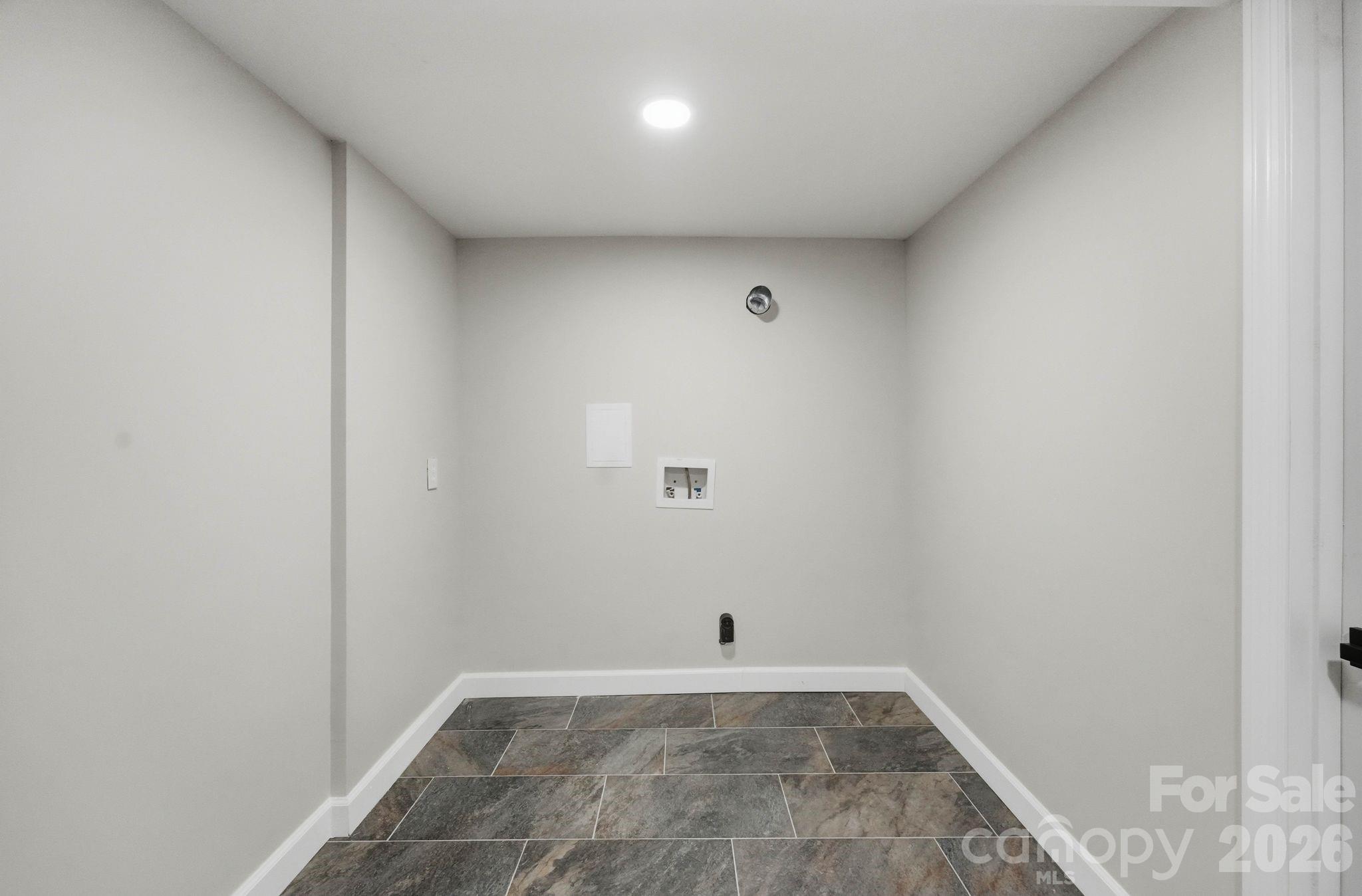 19924 Floral Lane Property Photo 27