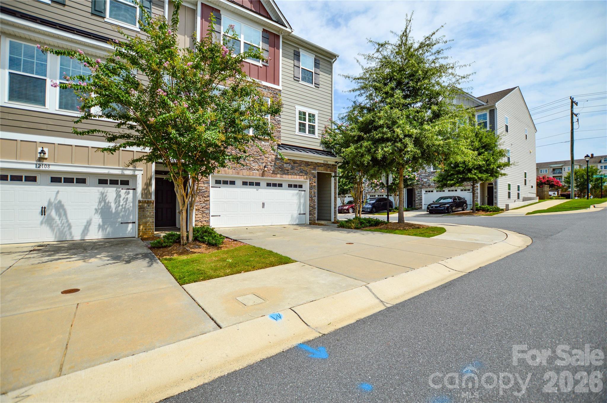 12104 Ardrey Park Drive Property Photo 2