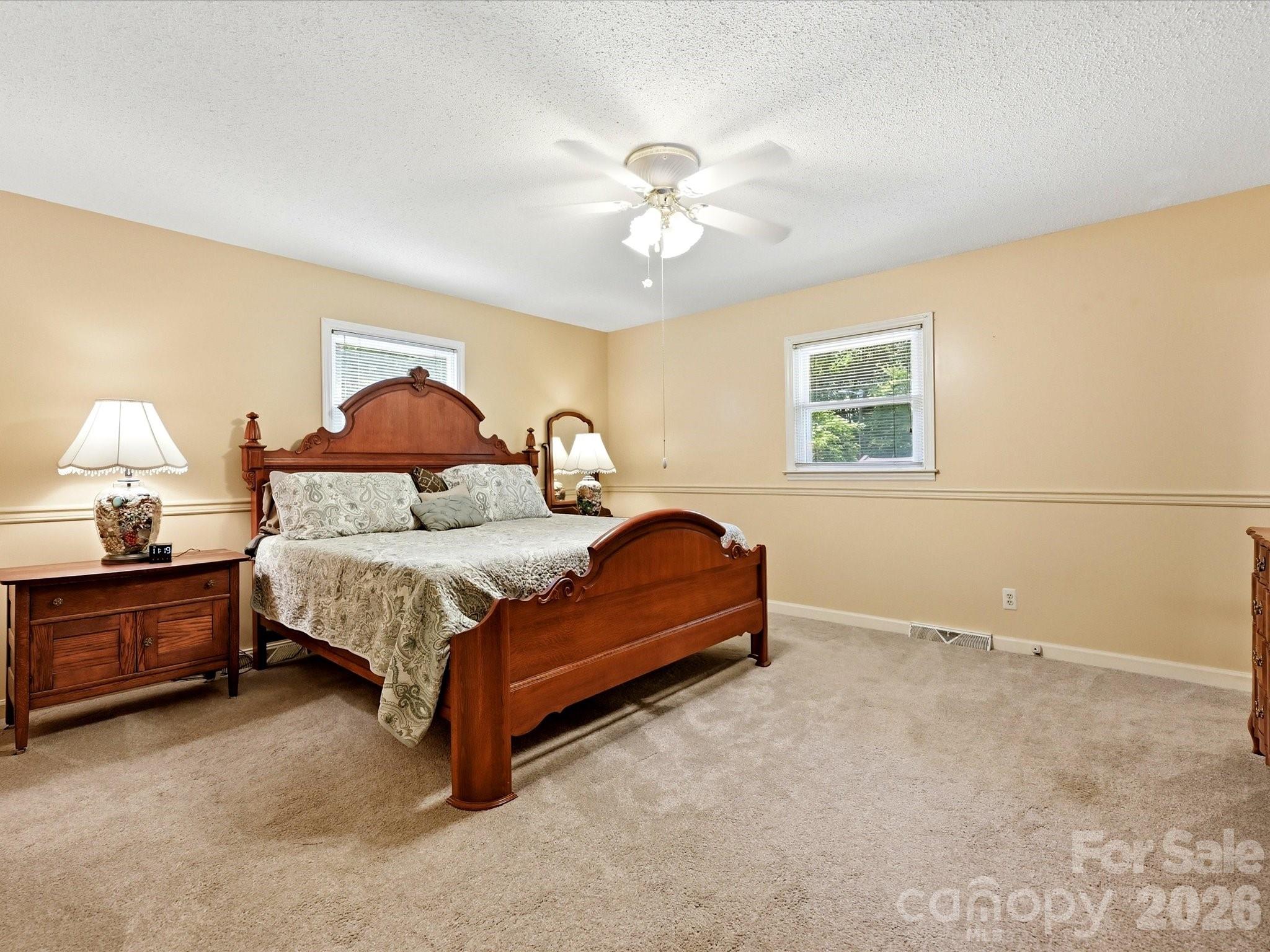8812 Crestwood Drive Property Photo 19