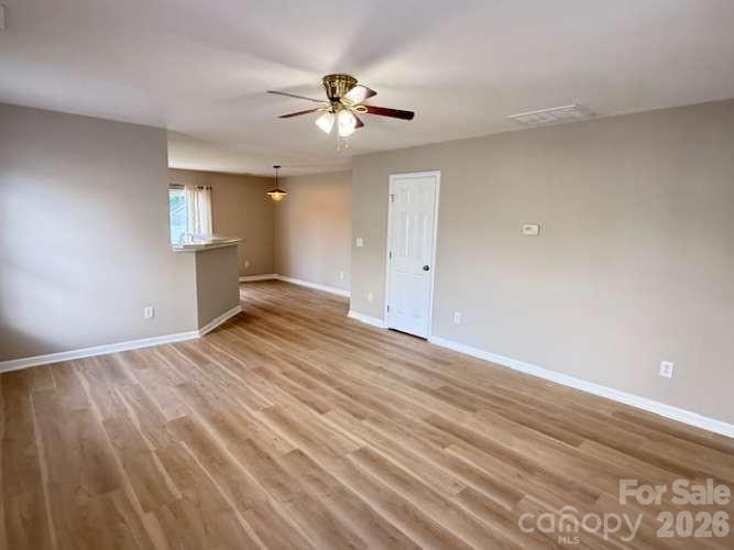 10541 Trolley Run Drive Property Photo 12