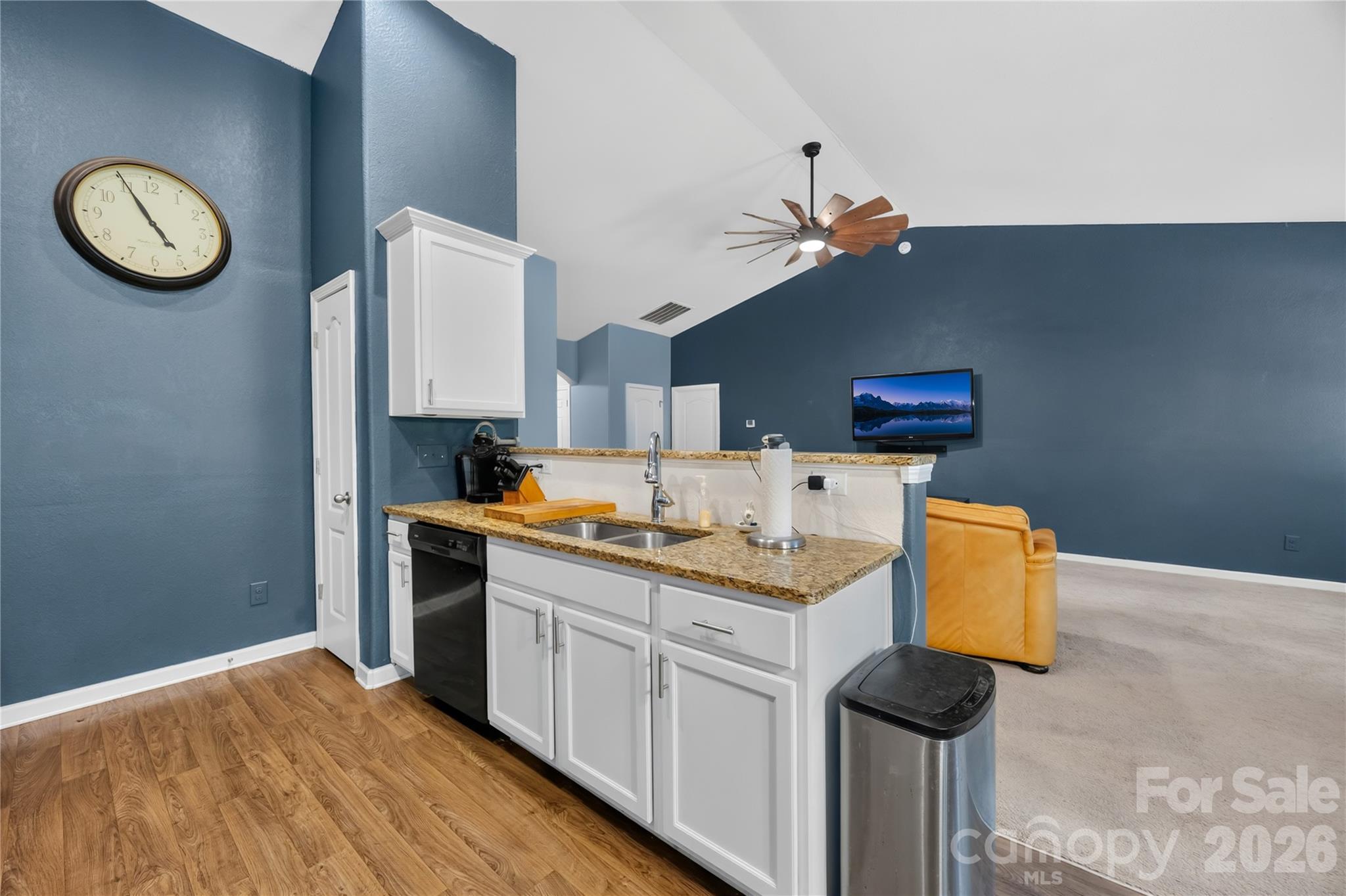 809 Gunnar Drive Property Photo 12