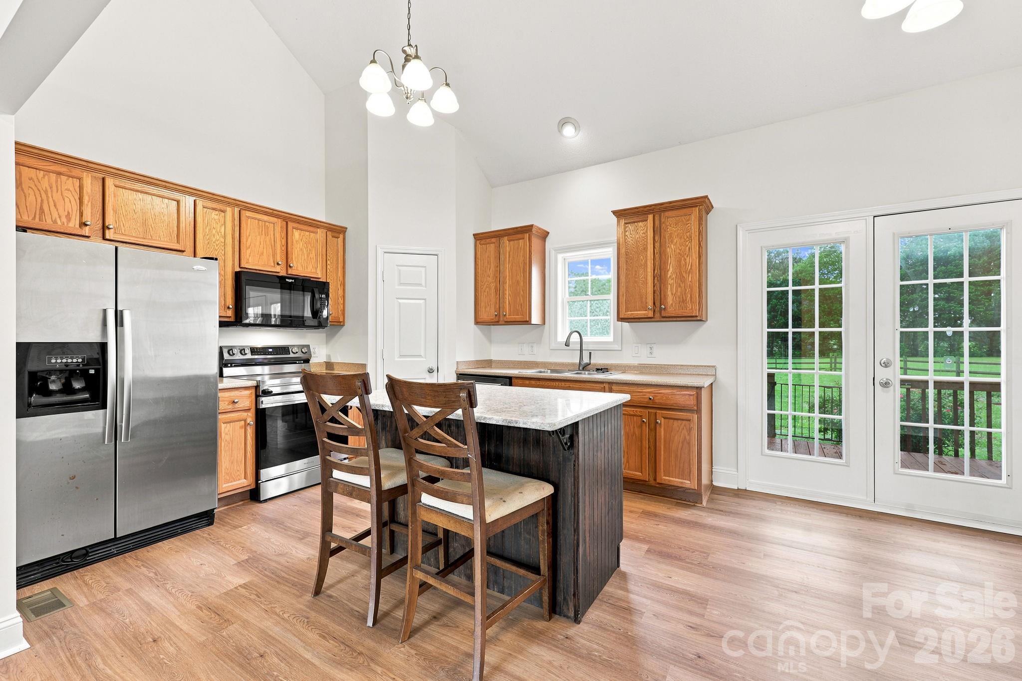 150 Evening Drive Property Photo 6