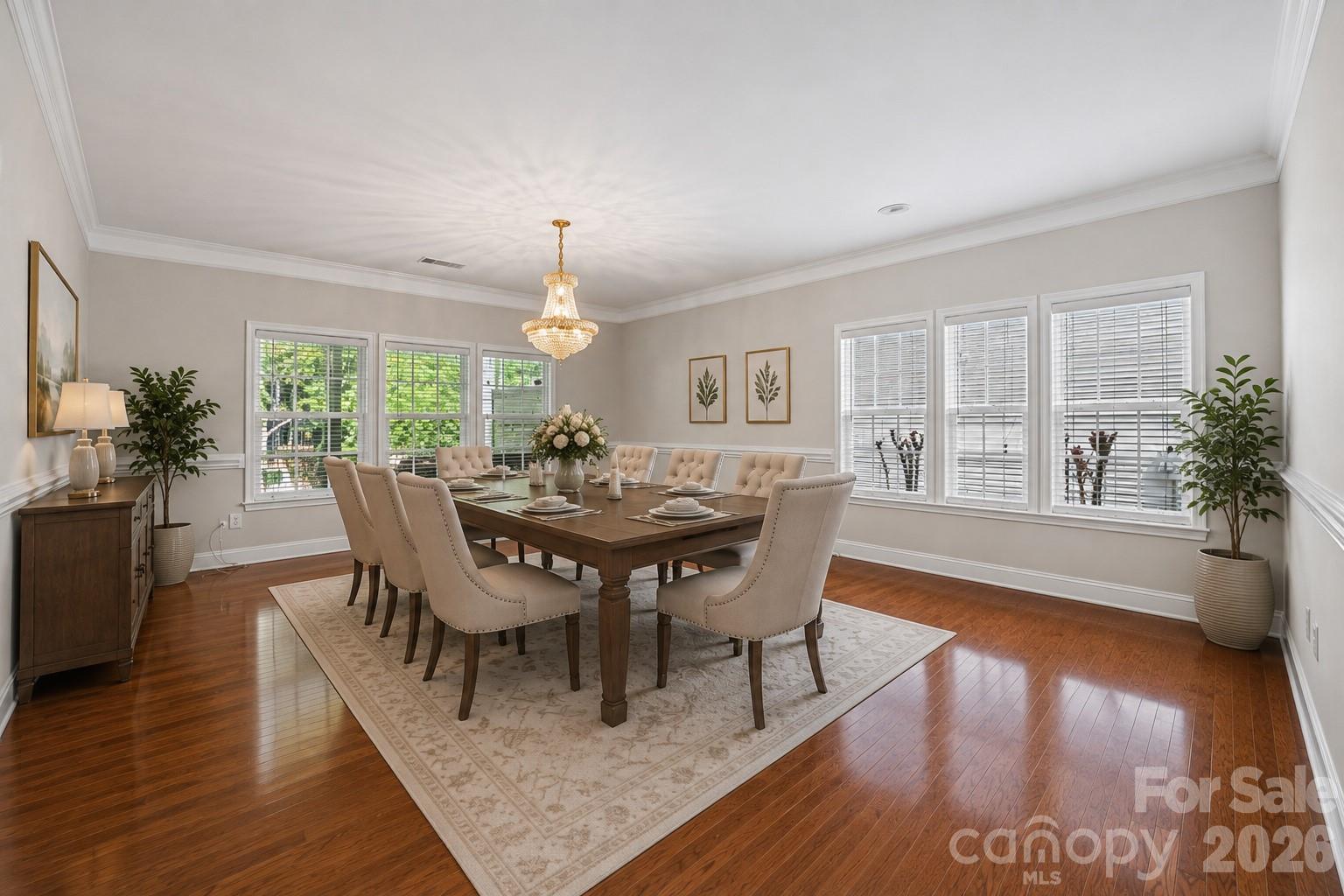 9513 Seamill Road Property Photo 6