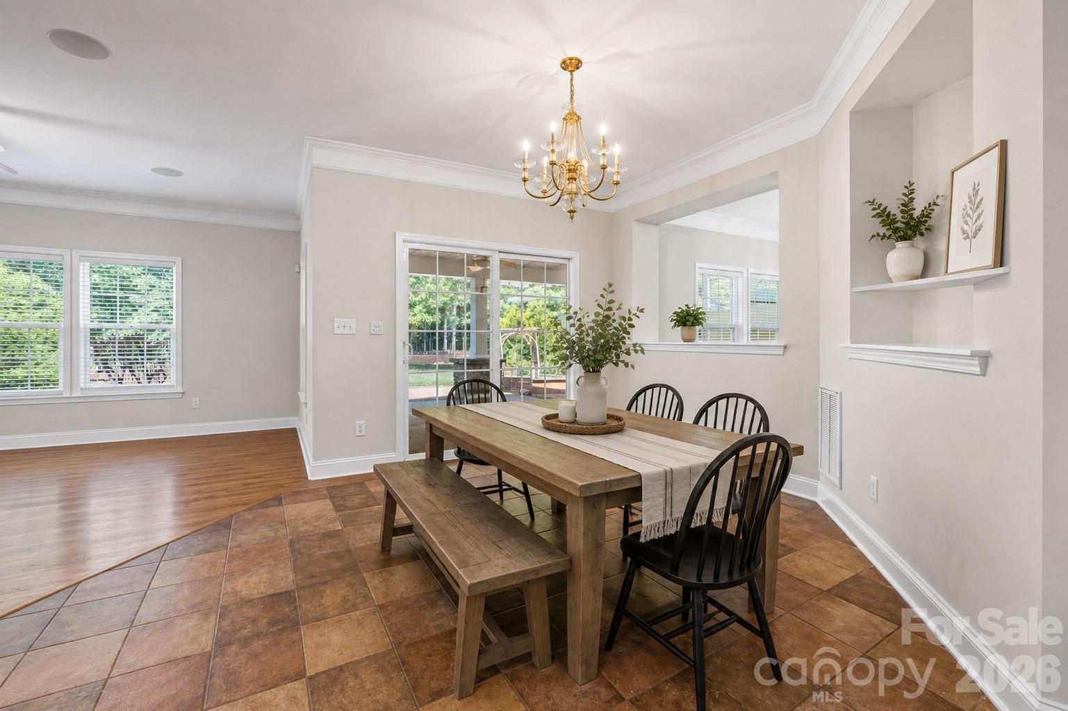 9513 Seamill Road Property Photo 10