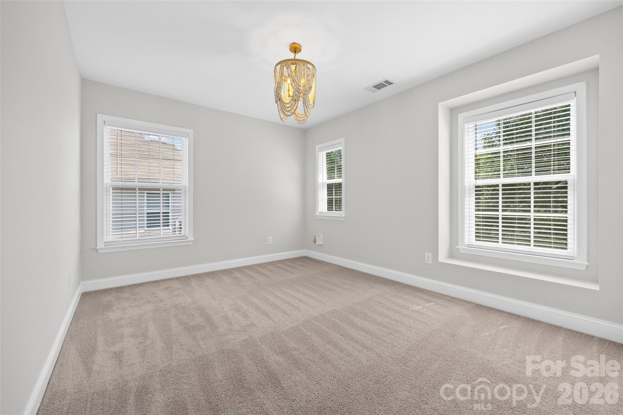 9513 Seamill Road Property Photo 23