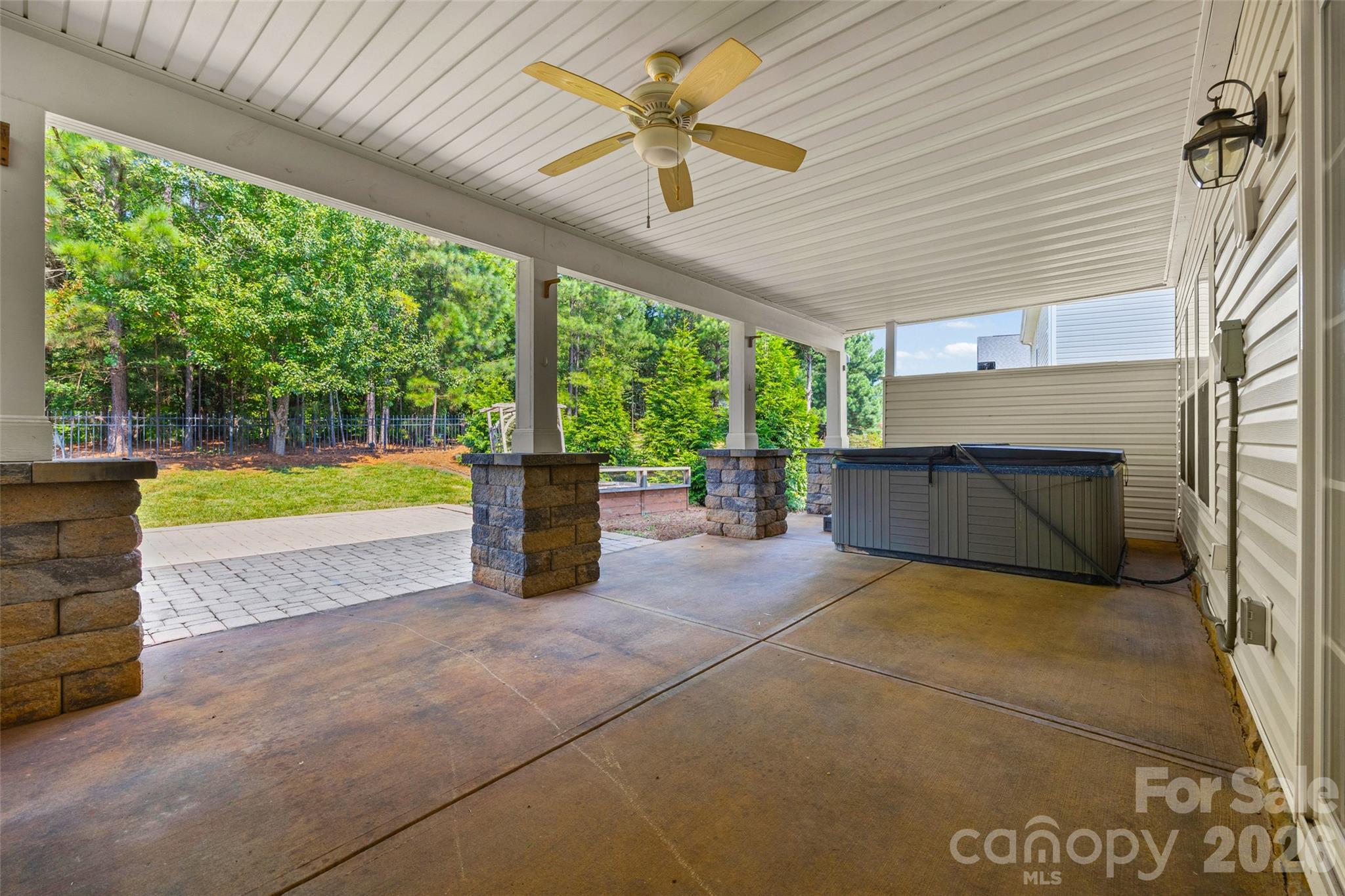 9513 Seamill Road Property Photo 32
