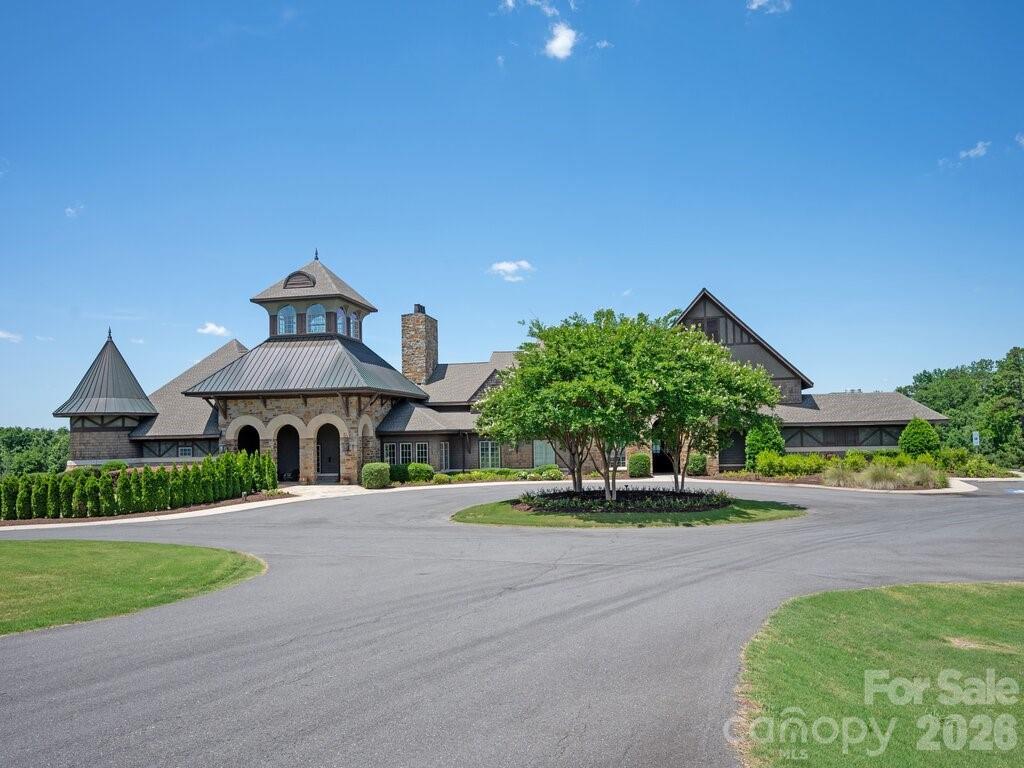 19021 Youngblood Road 10 Property Photo 6