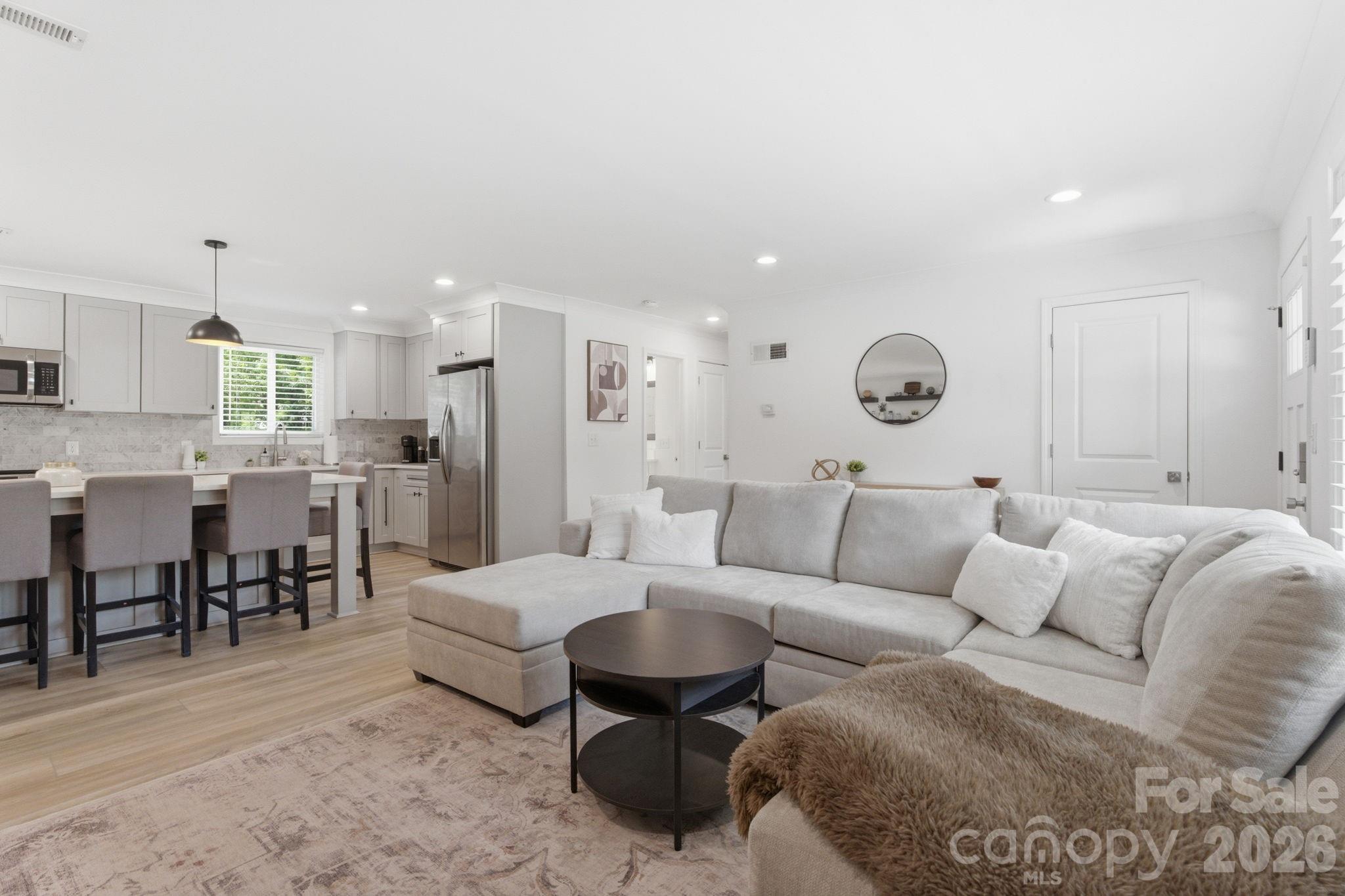 2639 Englehardt Street Property Photo 5