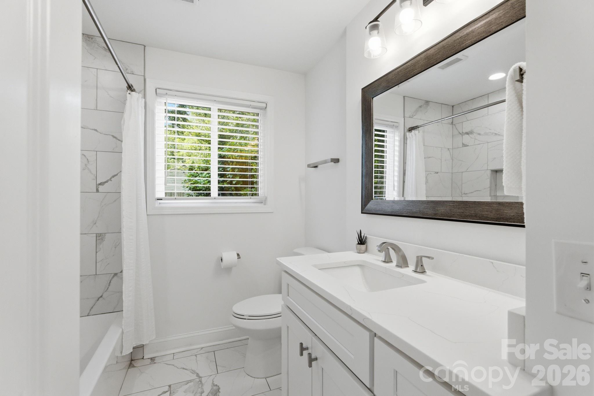 2639 Englehardt Street Property Photo 12
