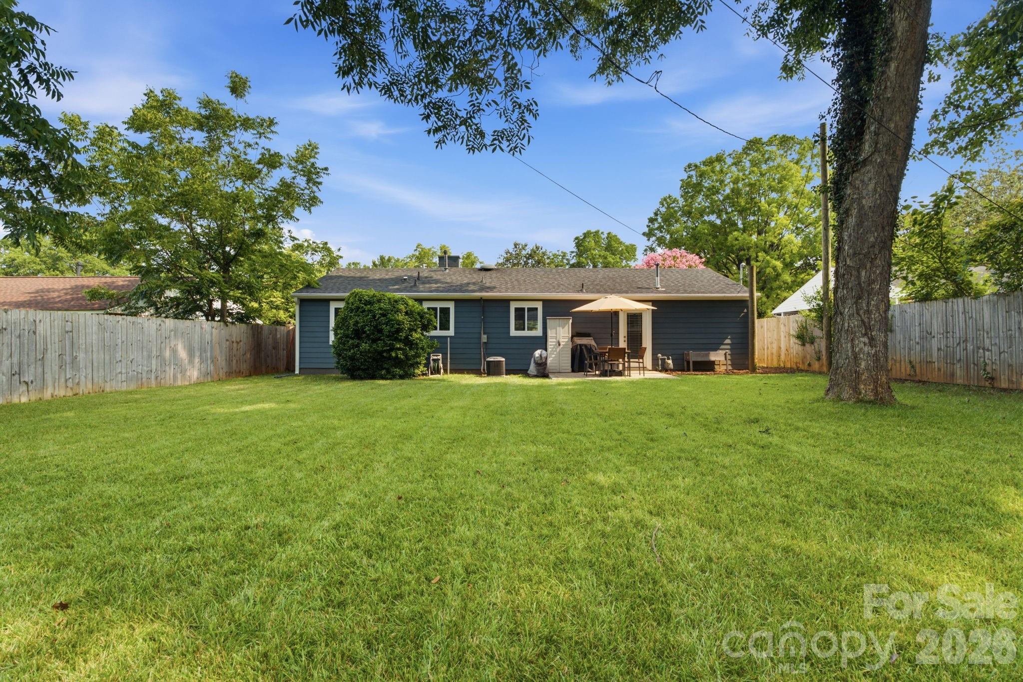 2639 Englehardt Street Property Photo 14