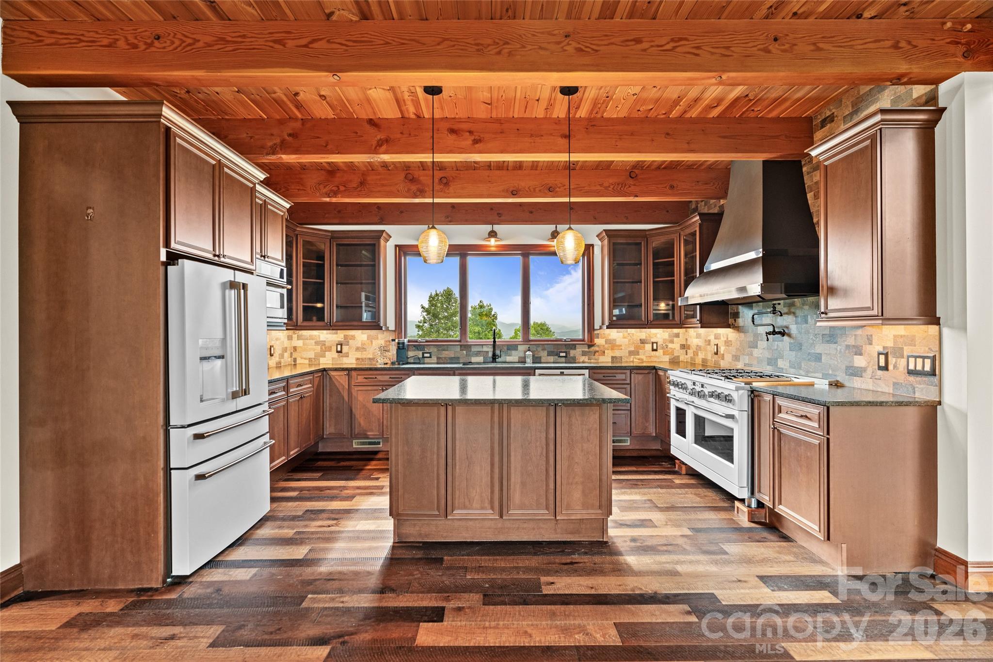 946 Ridge Road Property Photo 16