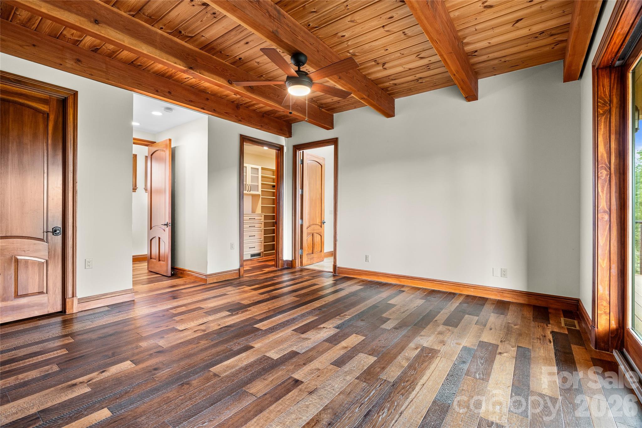 946 Ridge Road Property Photo 24