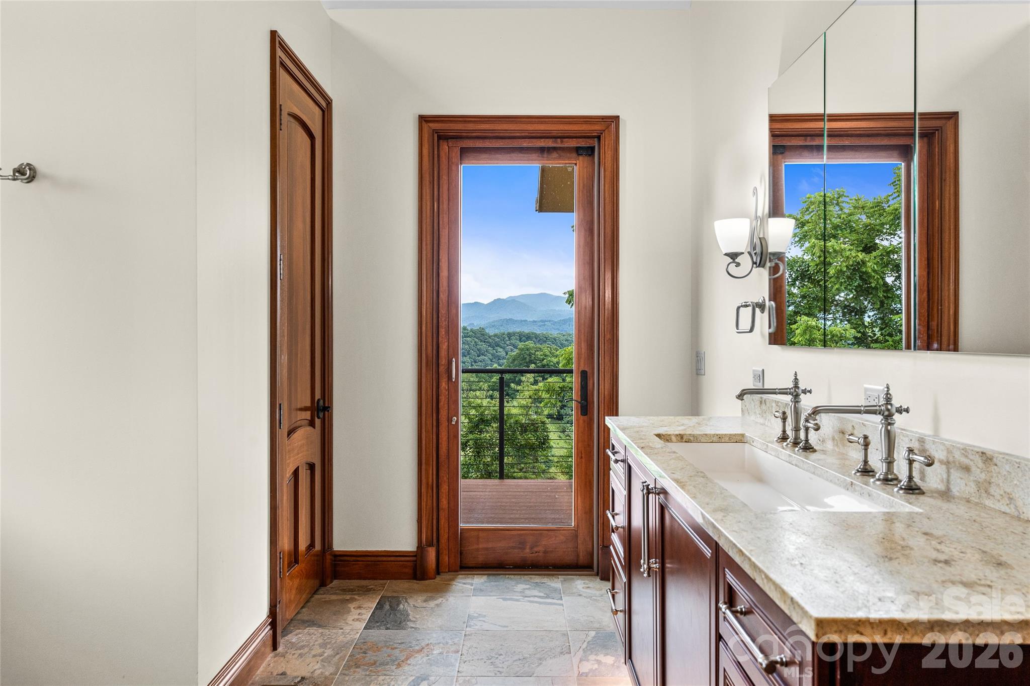 946 Ridge Road Property Photo 26