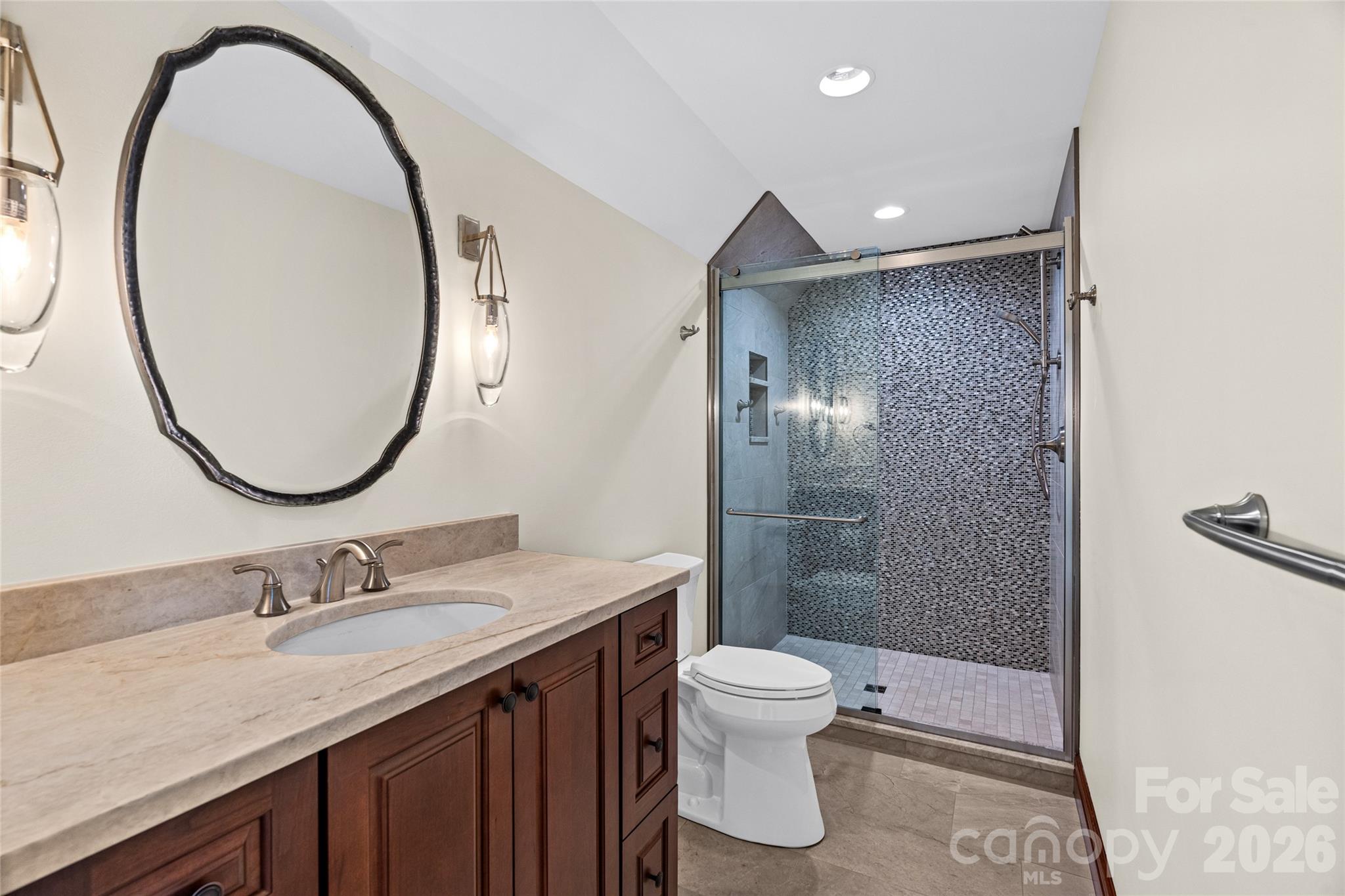 946 Ridge Road Property Photo 36