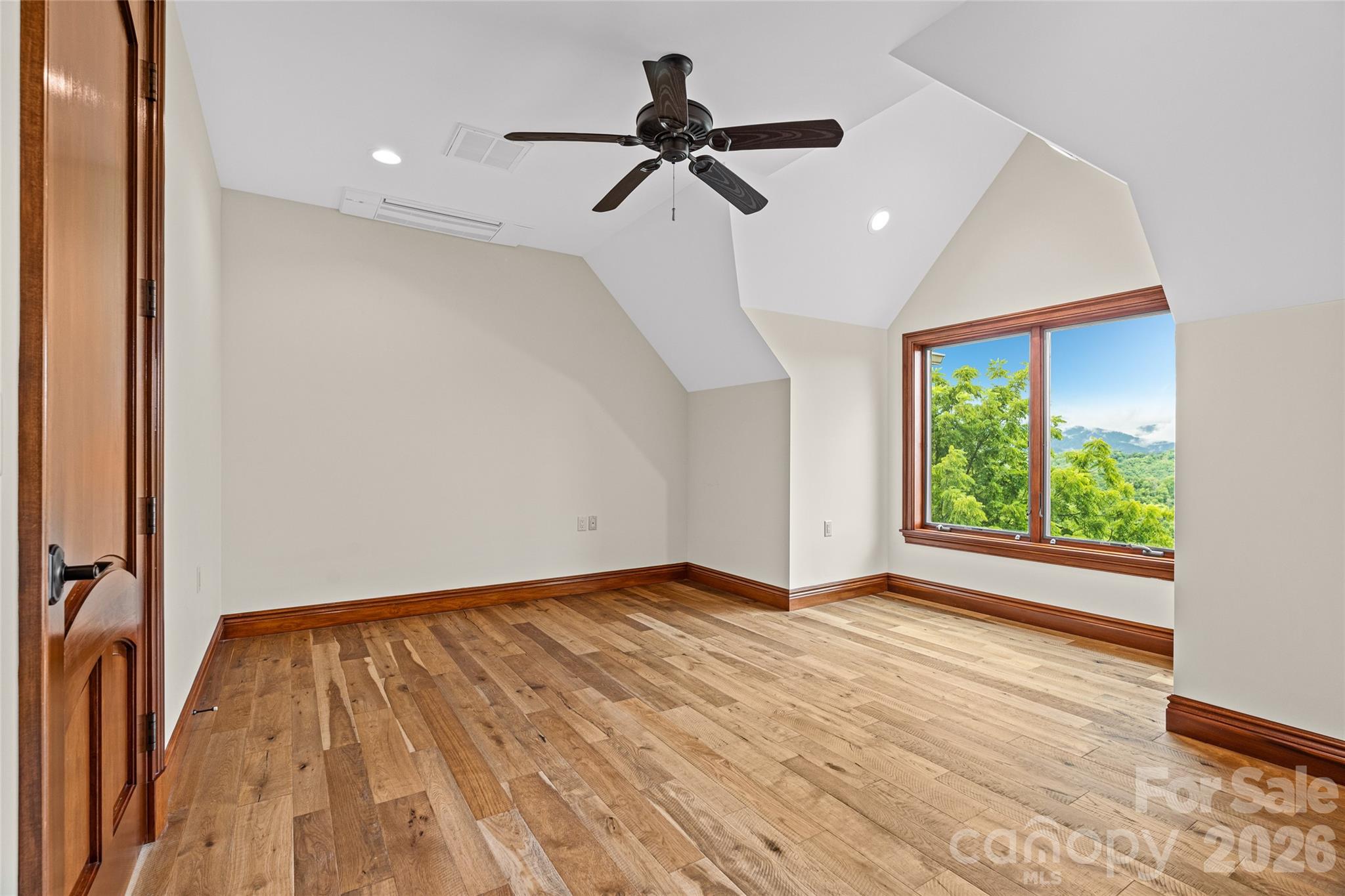 946 Ridge Road Property Photo 38
