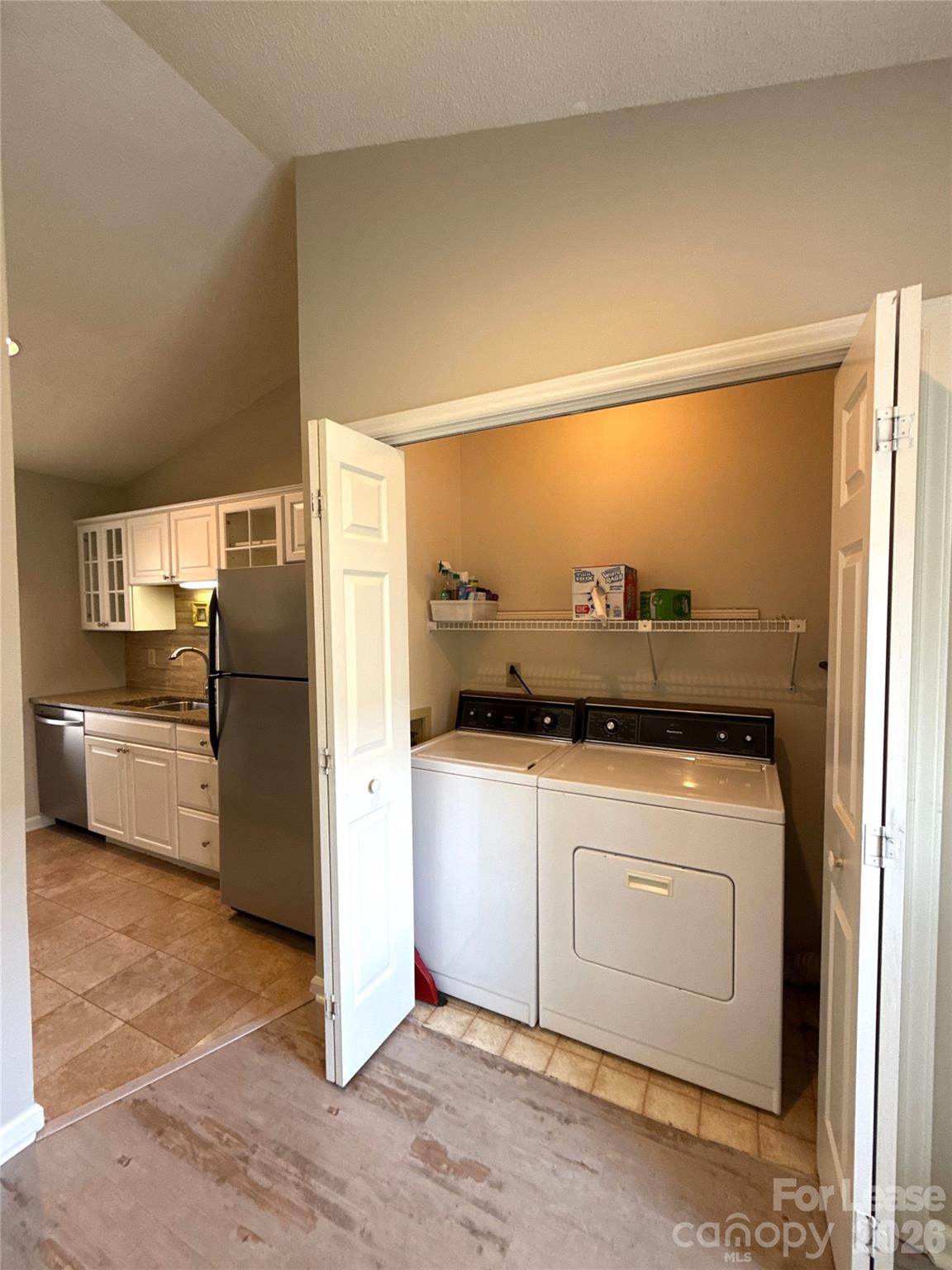 2720 Von Thuringer Court Property Photo 8