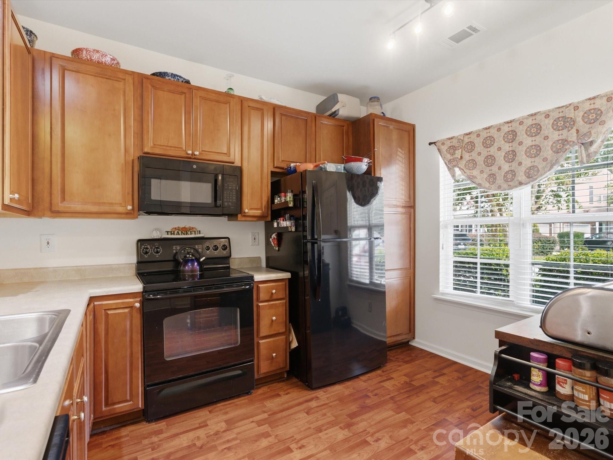 209 Tail Race Lane Property Photo 9