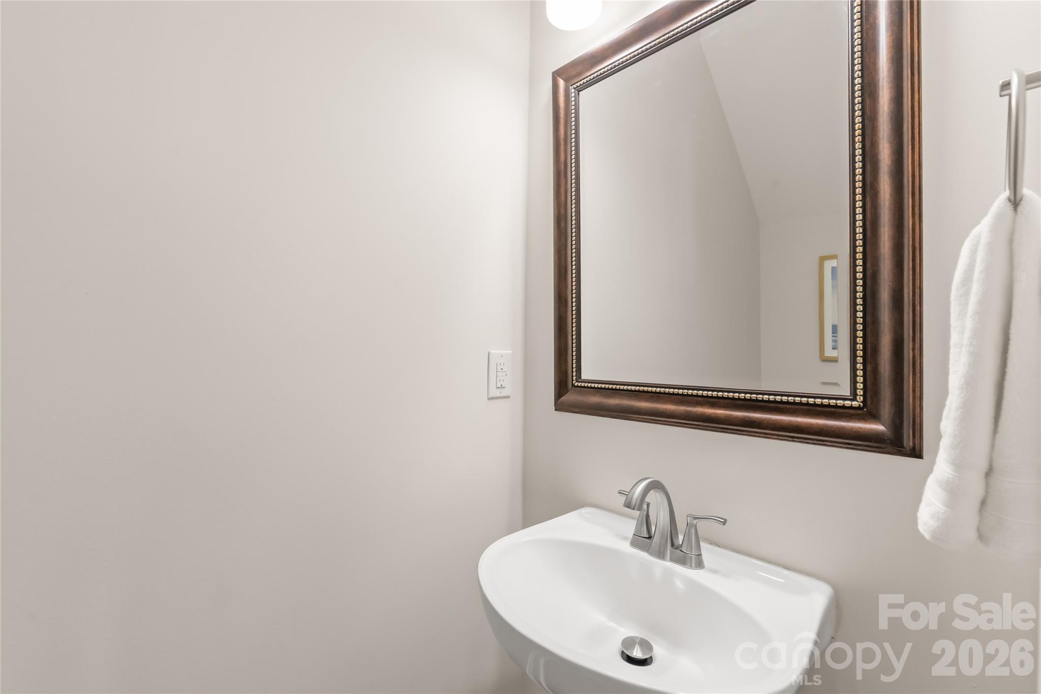 12319 Silveroak Lane Property Photo 9