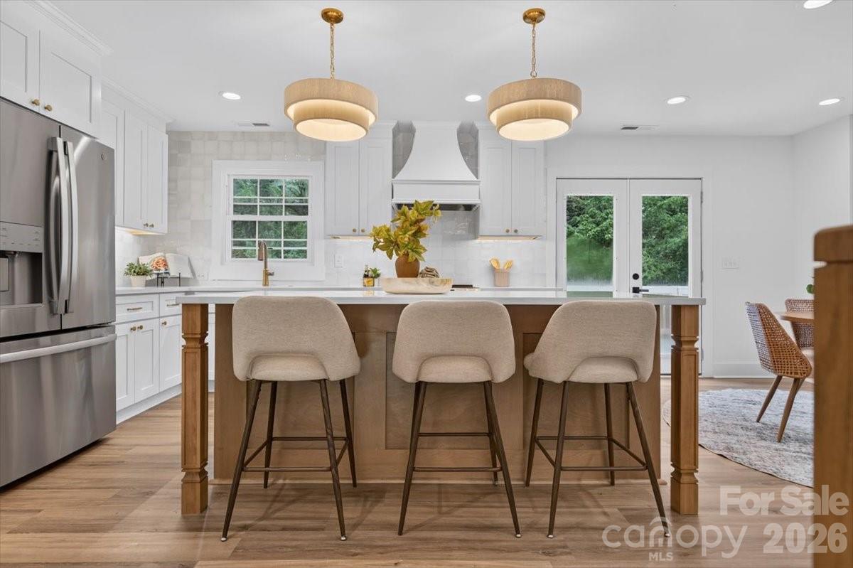 4752 Autumn Leaf Lane Property Photo 4