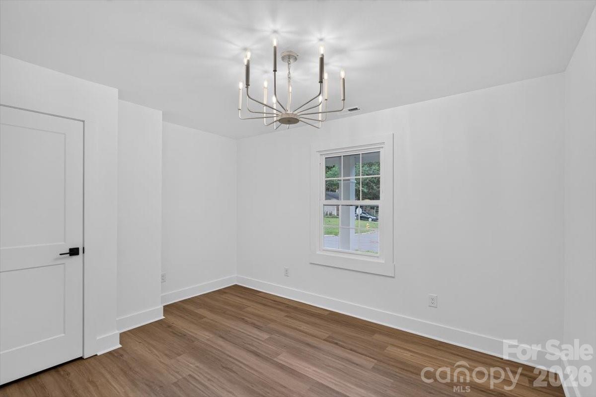 4752 Autumn Leaf Lane Property Photo 19