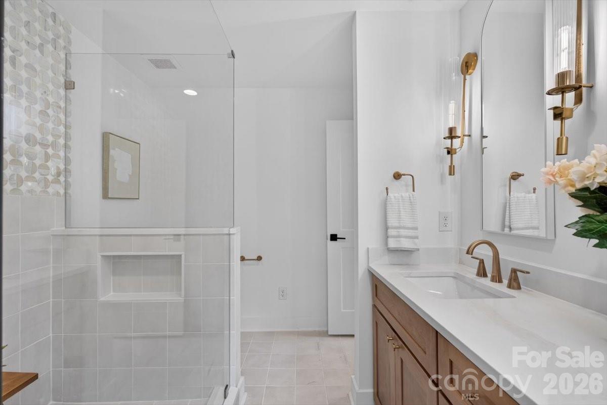 4752 Autumn Leaf Lane Property Photo 22