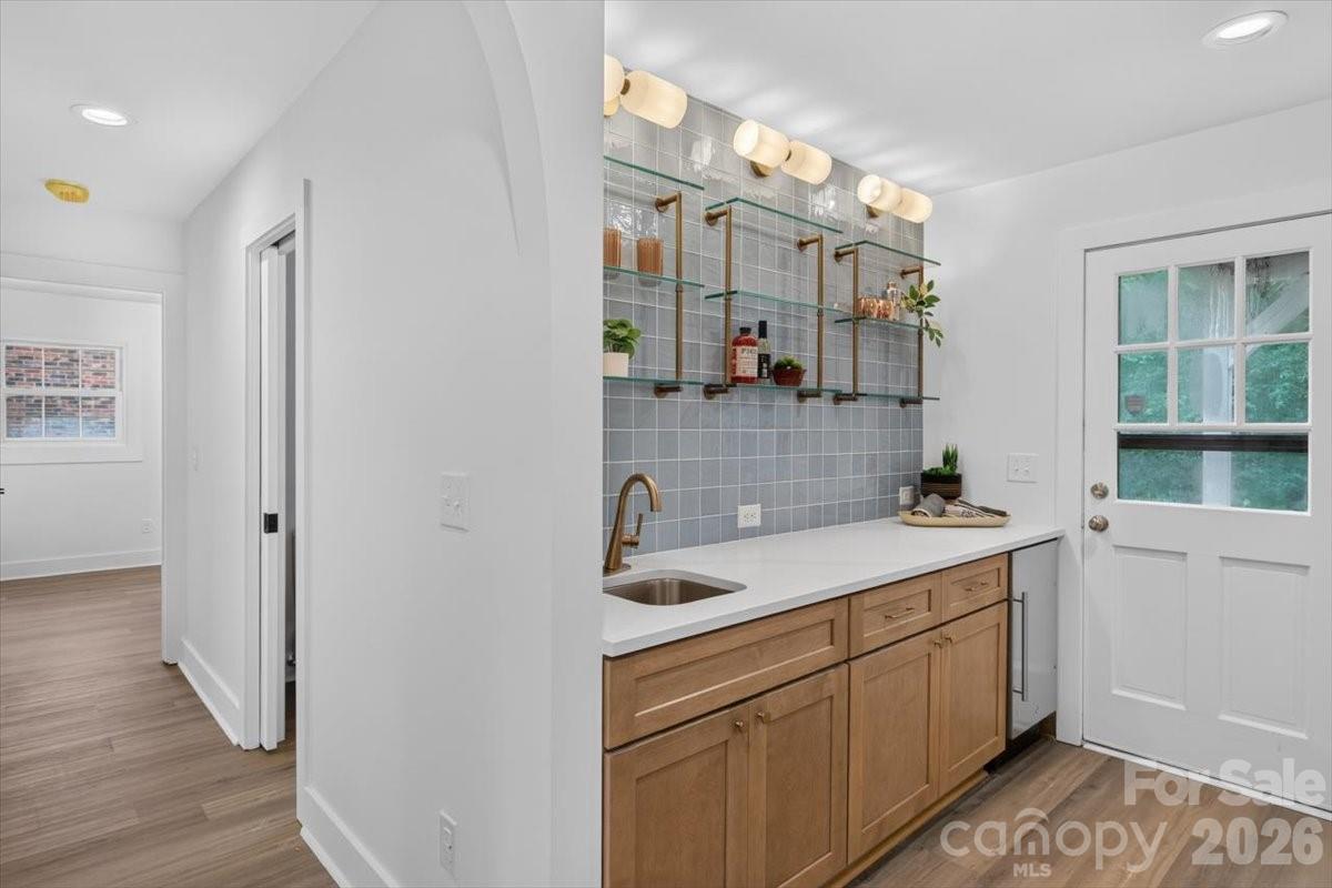 4752 Autumn Leaf Lane Property Photo 24