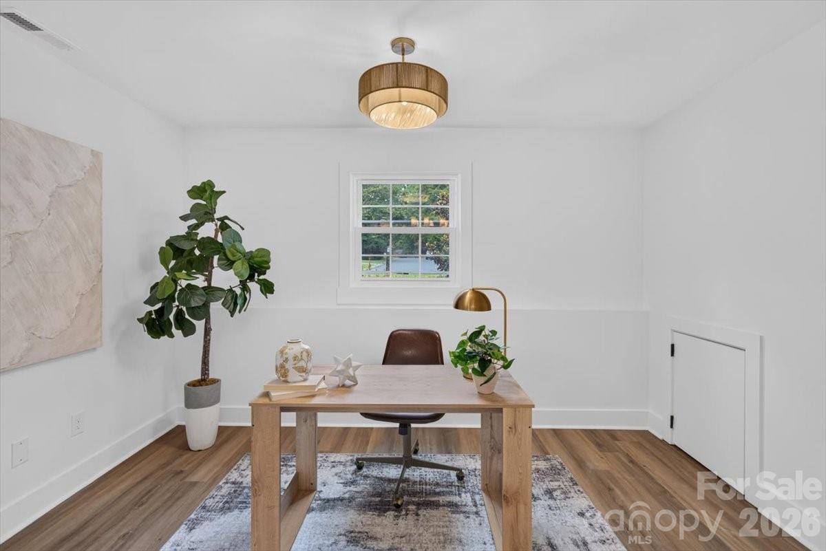 4752 Autumn Leaf Lane Property Photo 31