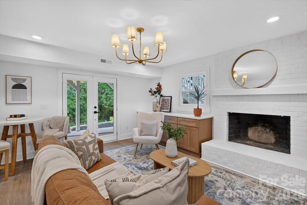 4752 Autumn Leaf Lane Property Photo 32