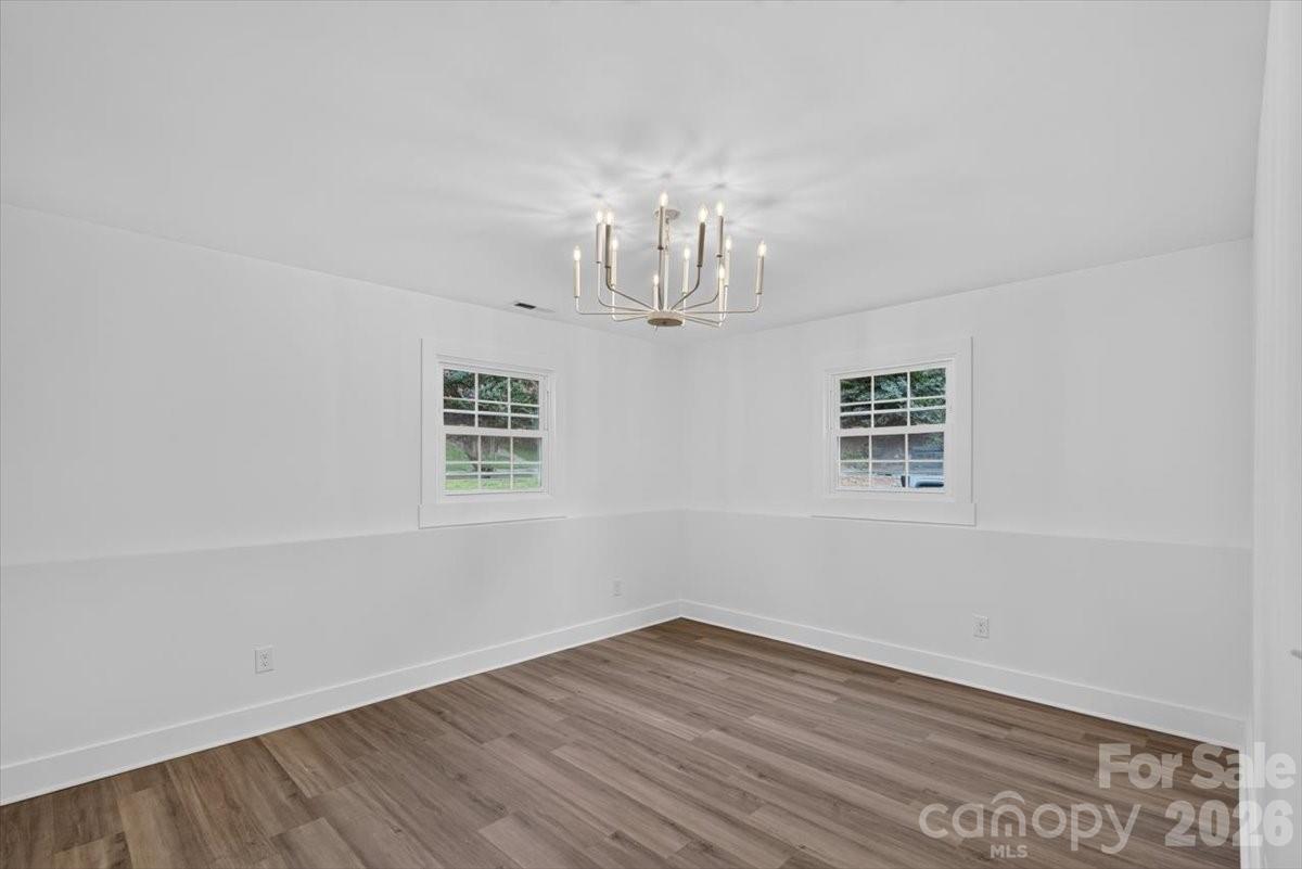 4752 Autumn Leaf Lane Property Photo 35