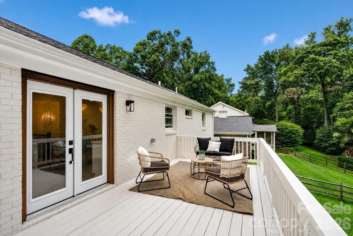 4752 Autumn Leaf Lane Property Photo 43
