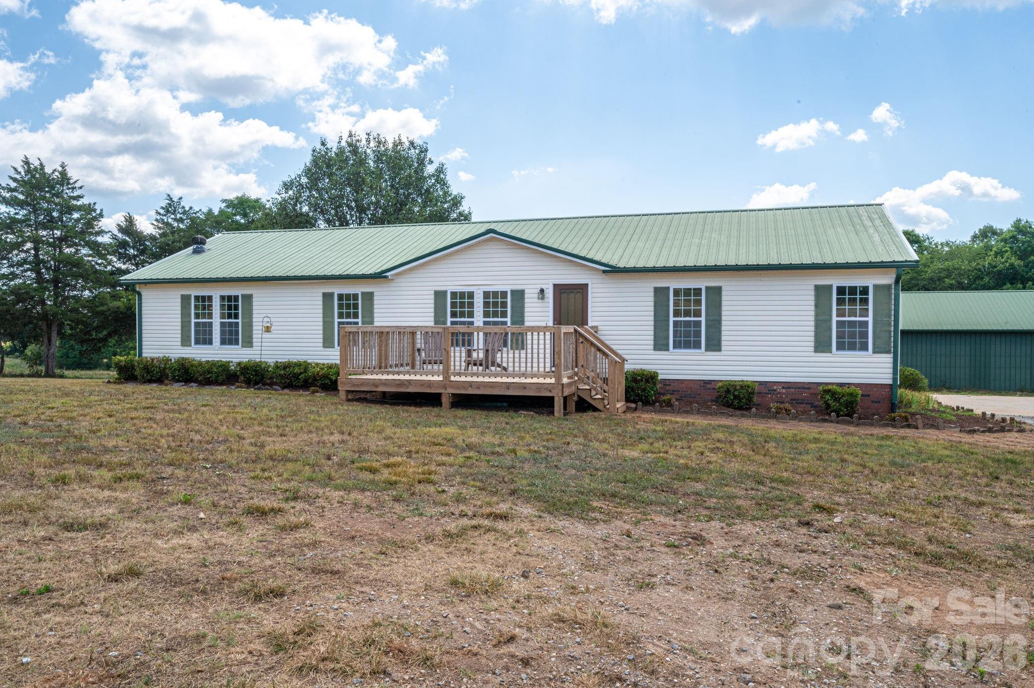 1130 Howards Creek Mill Road Property Photo 2