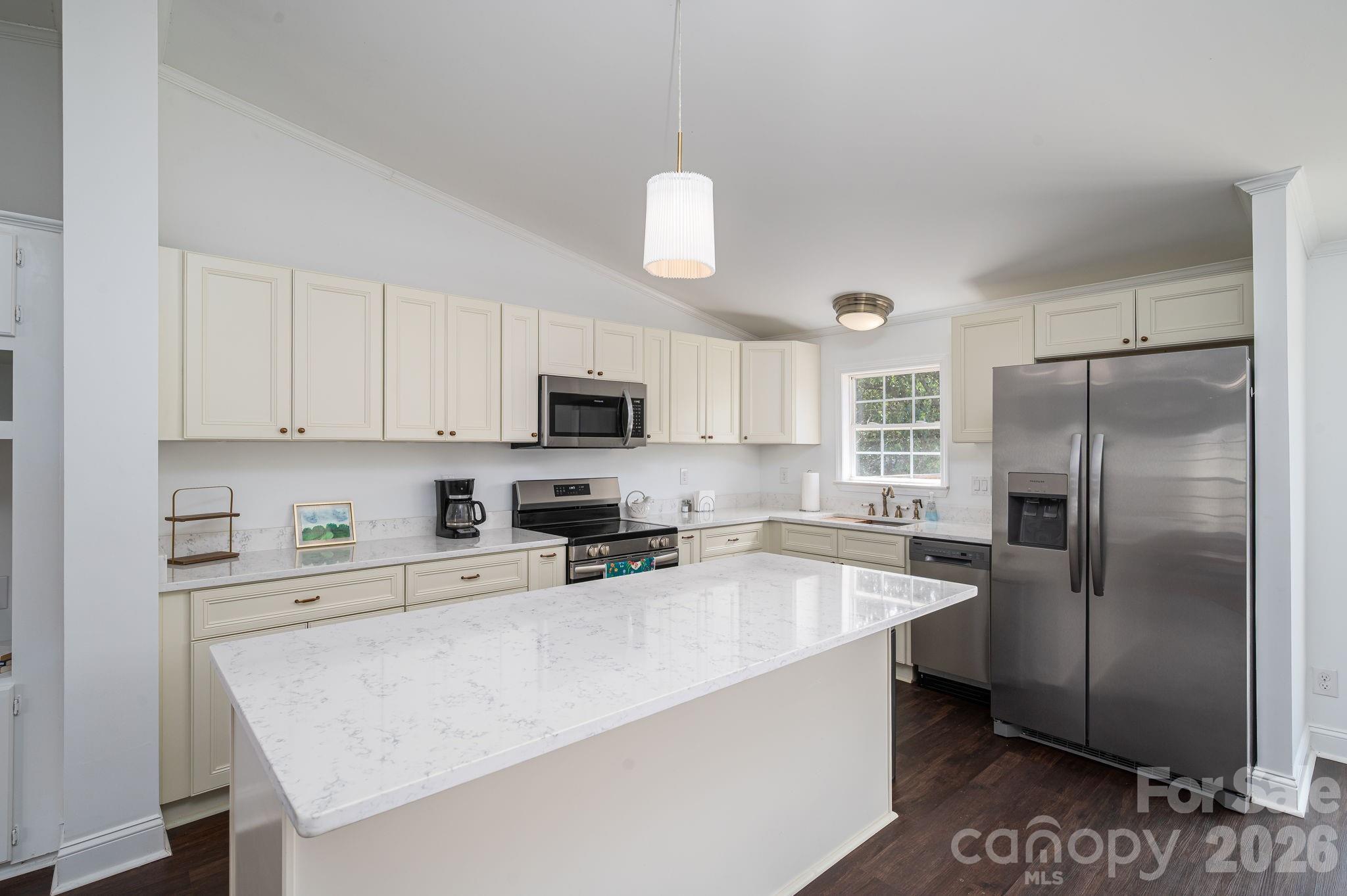 1130 Howards Creek Mill Road Property Photo 9