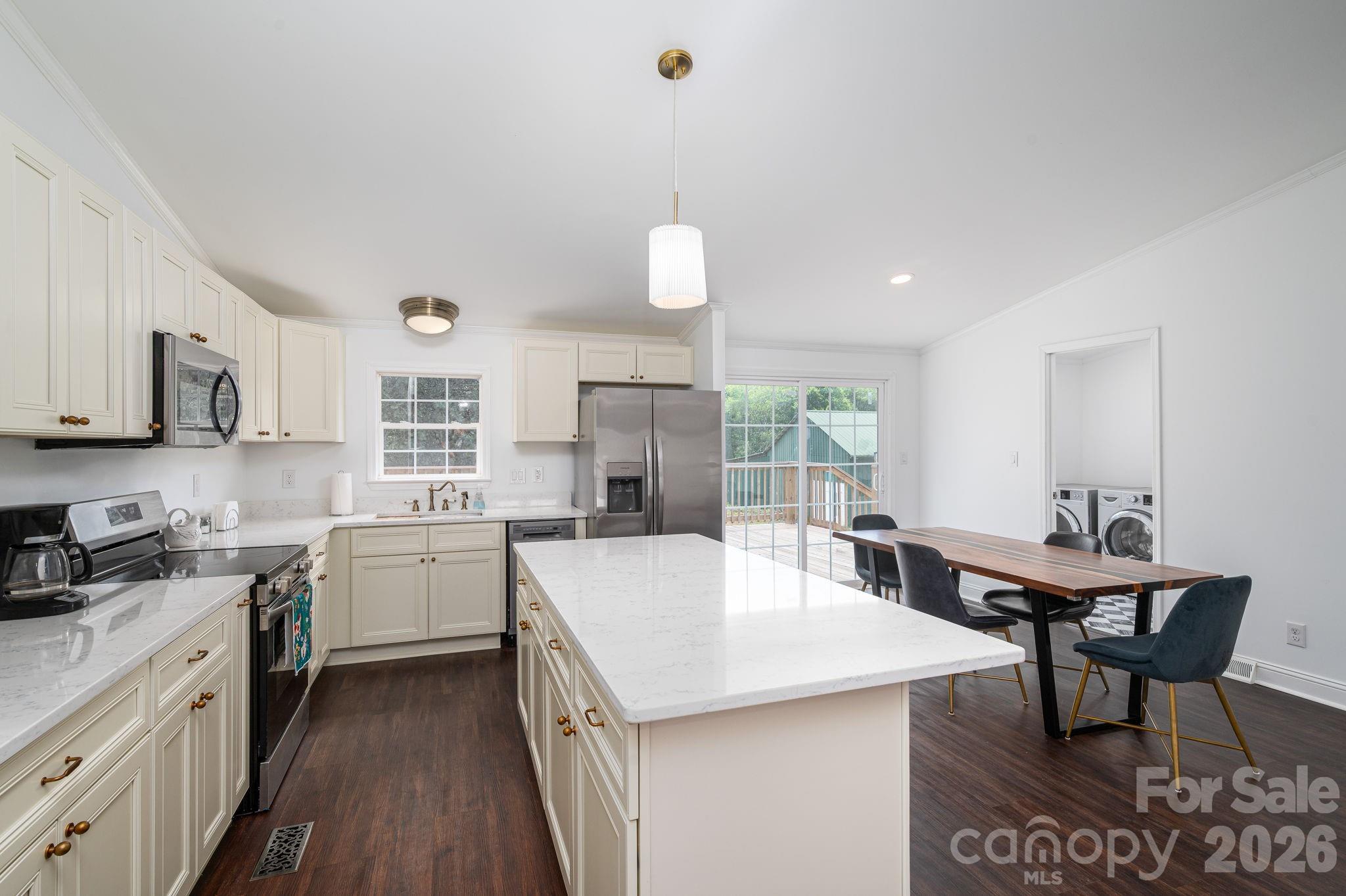 1130 Howards Creek Mill Road Property Photo 10