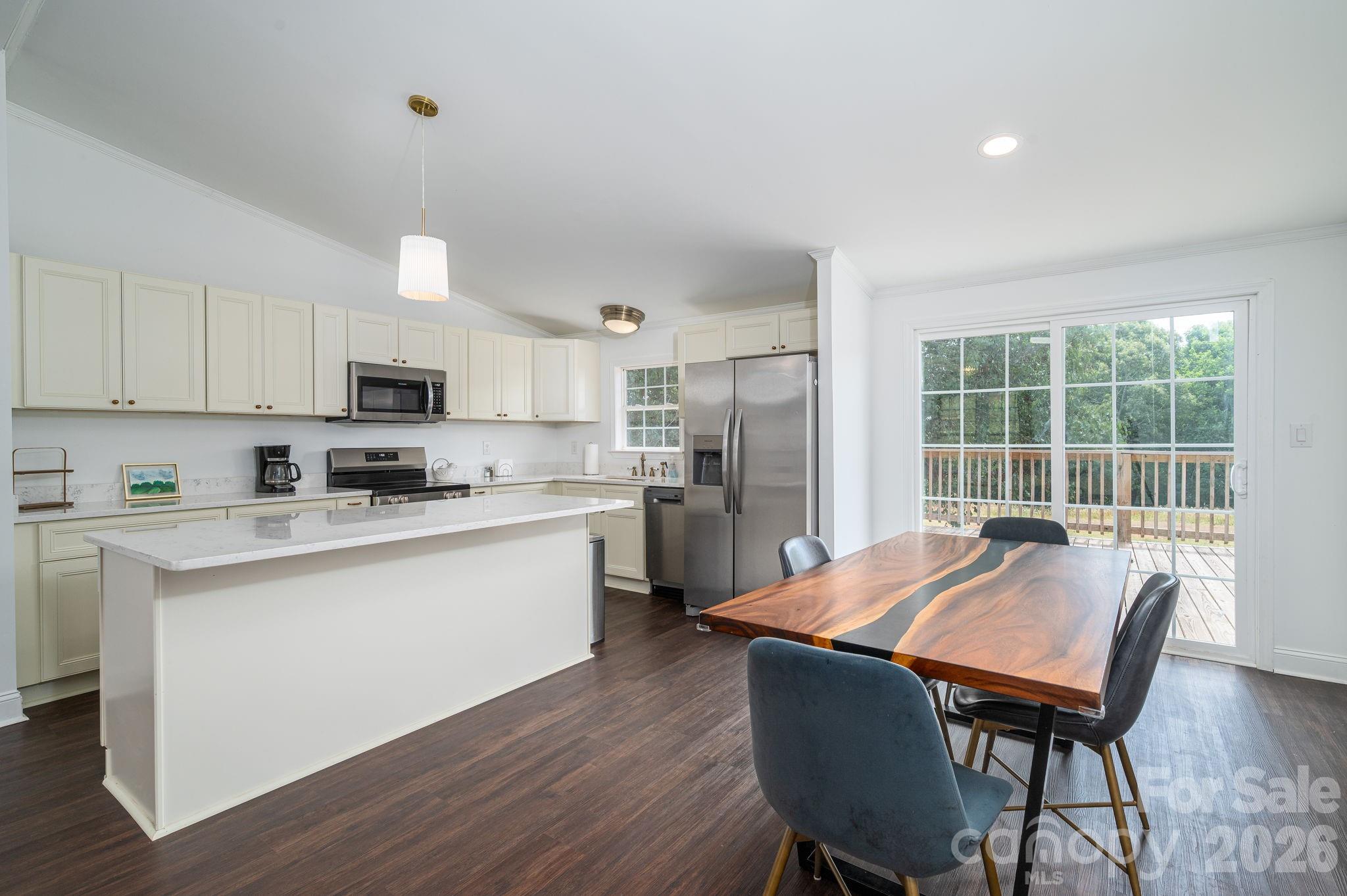 1130 Howards Creek Mill Road Property Photo 13