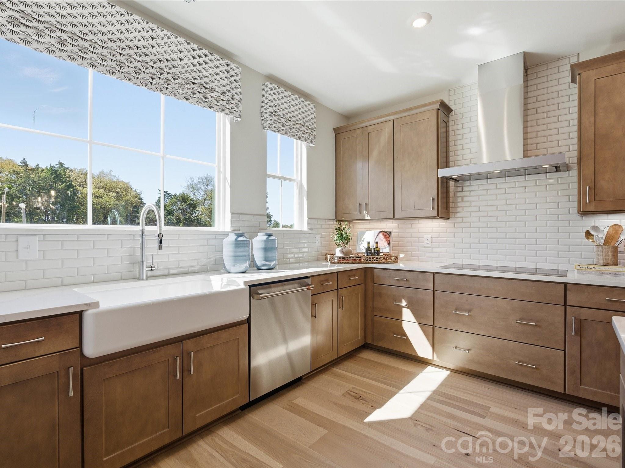 5424 Whaler Walk Way Property Photo 13