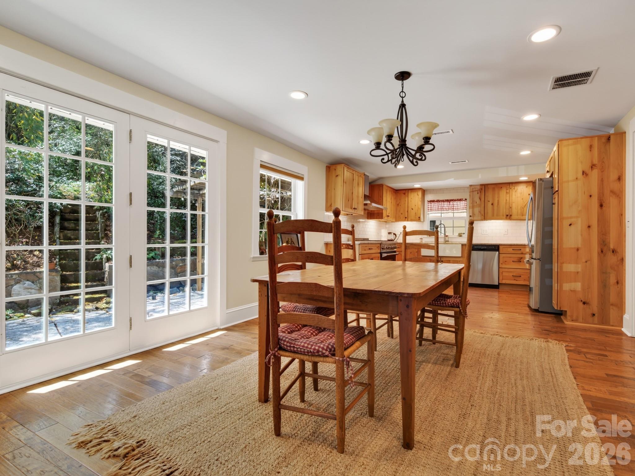 3046 Turnpike Road 7r Property Photo 9
