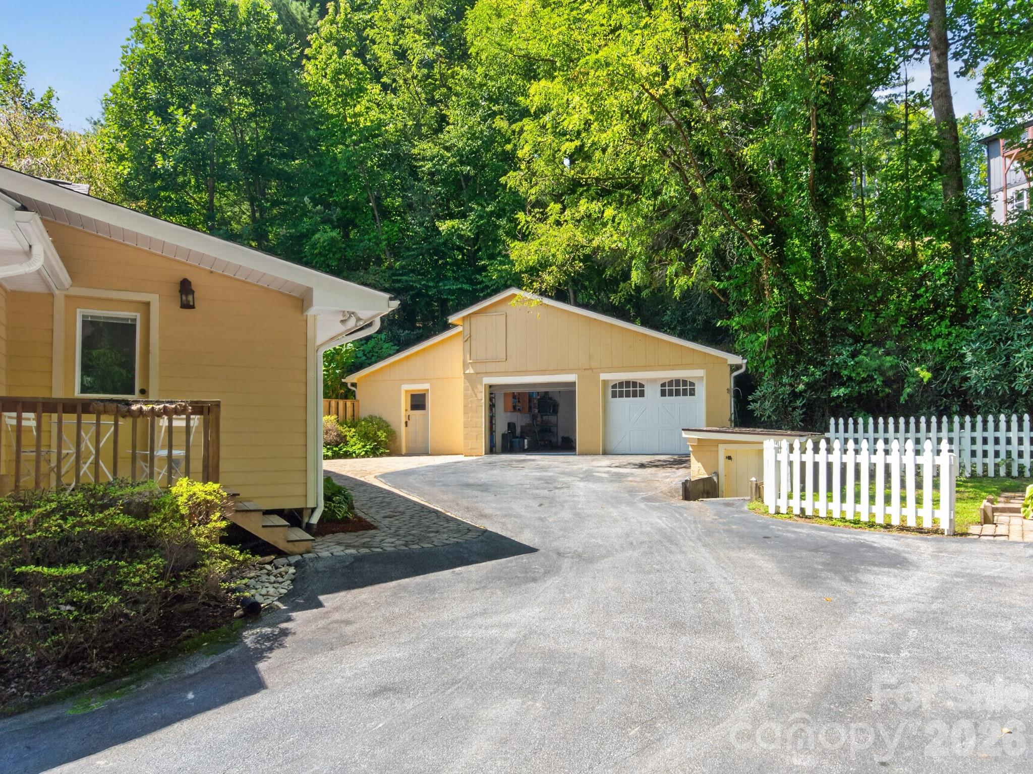 3046 Turnpike Road 7r Property Photo 37