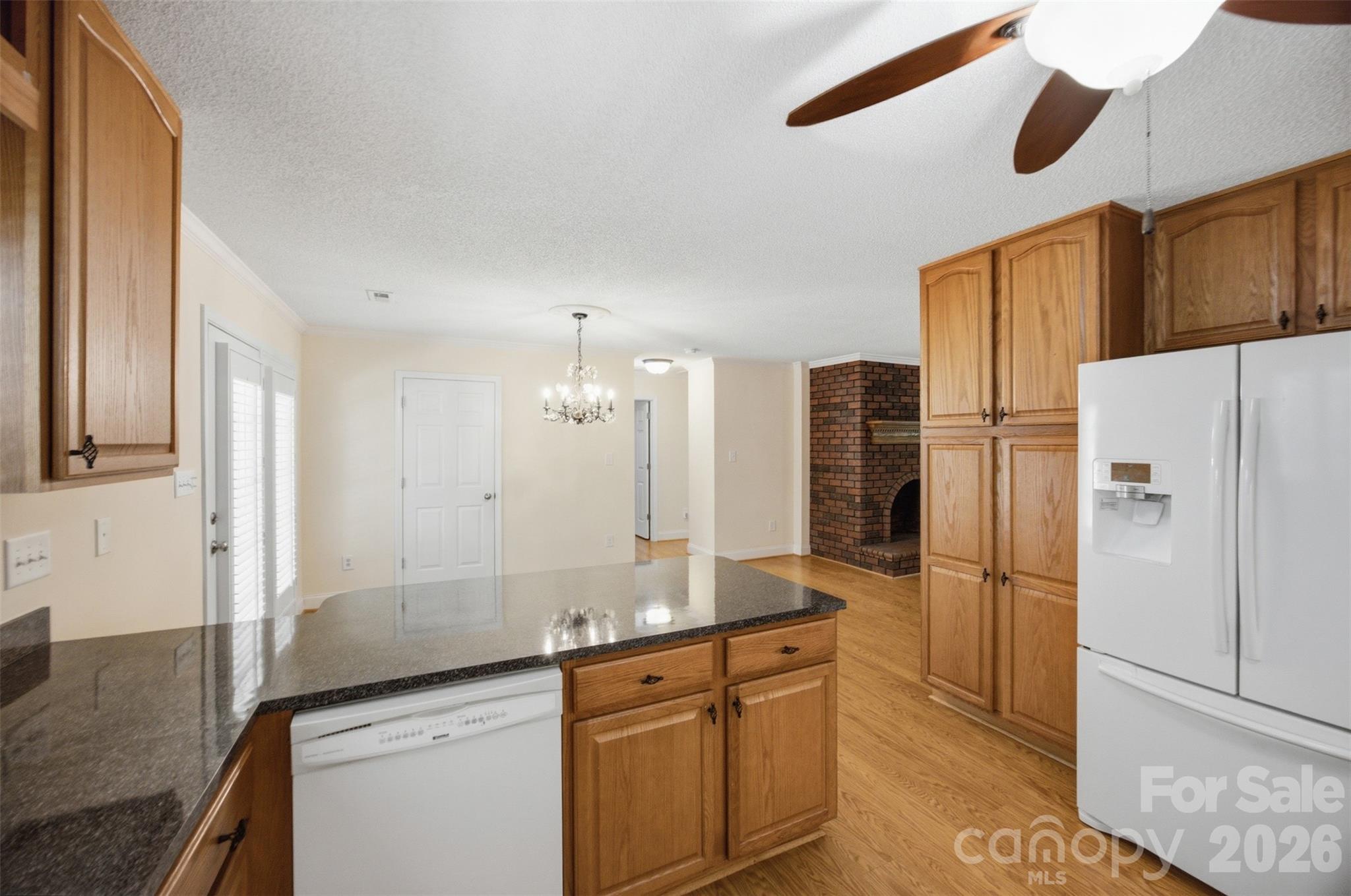 125 Shady Bluff Drive Property Photo 9