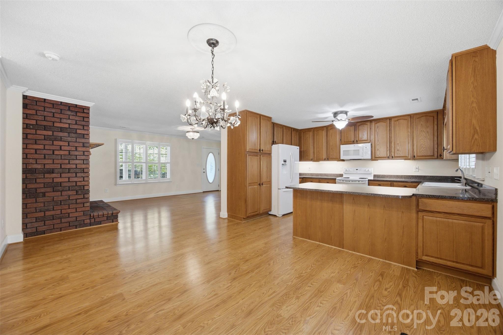 125 Shady Bluff Drive Property Photo 11